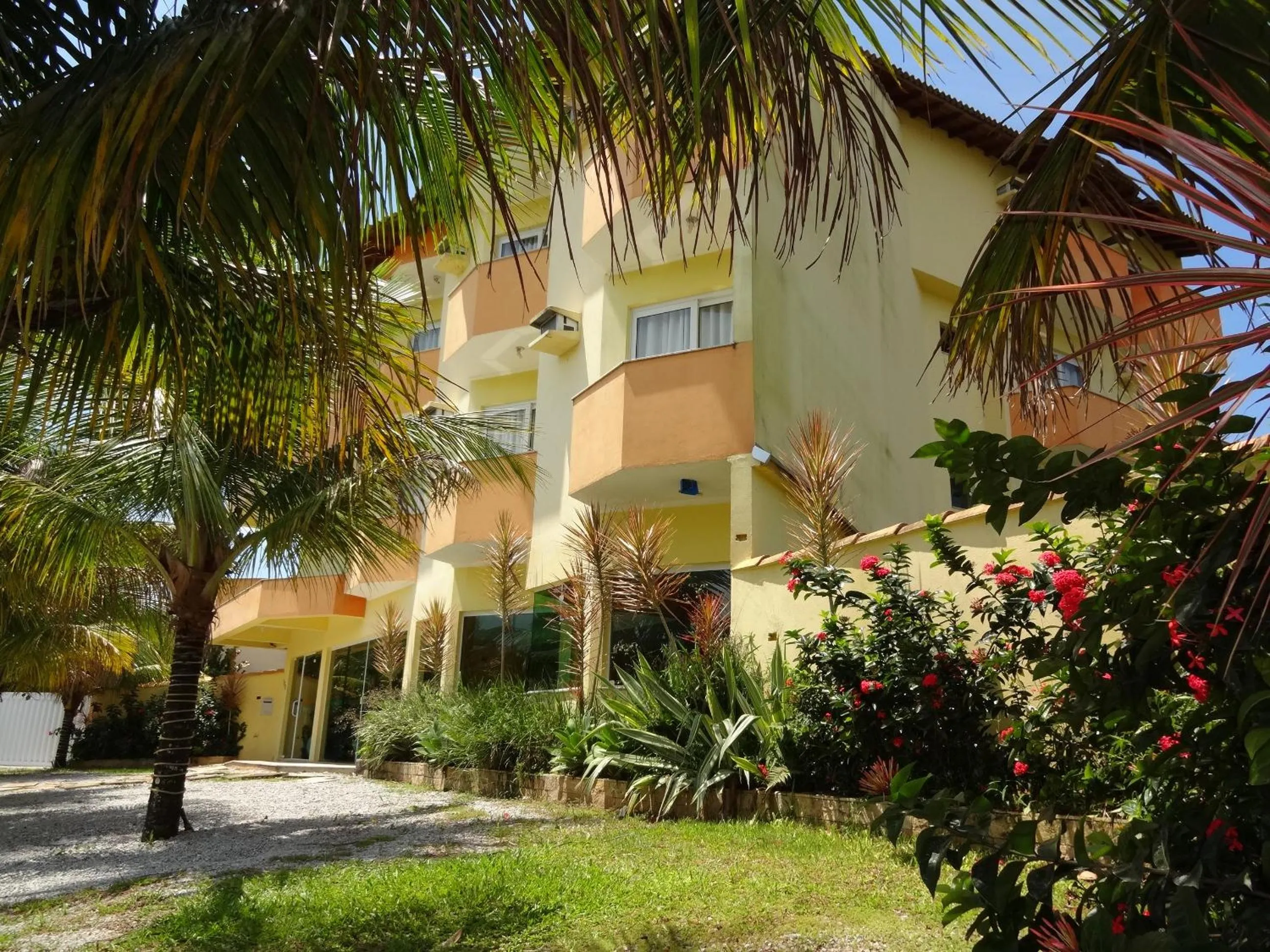 Facade/entrance in Hotel Canto da Riviera