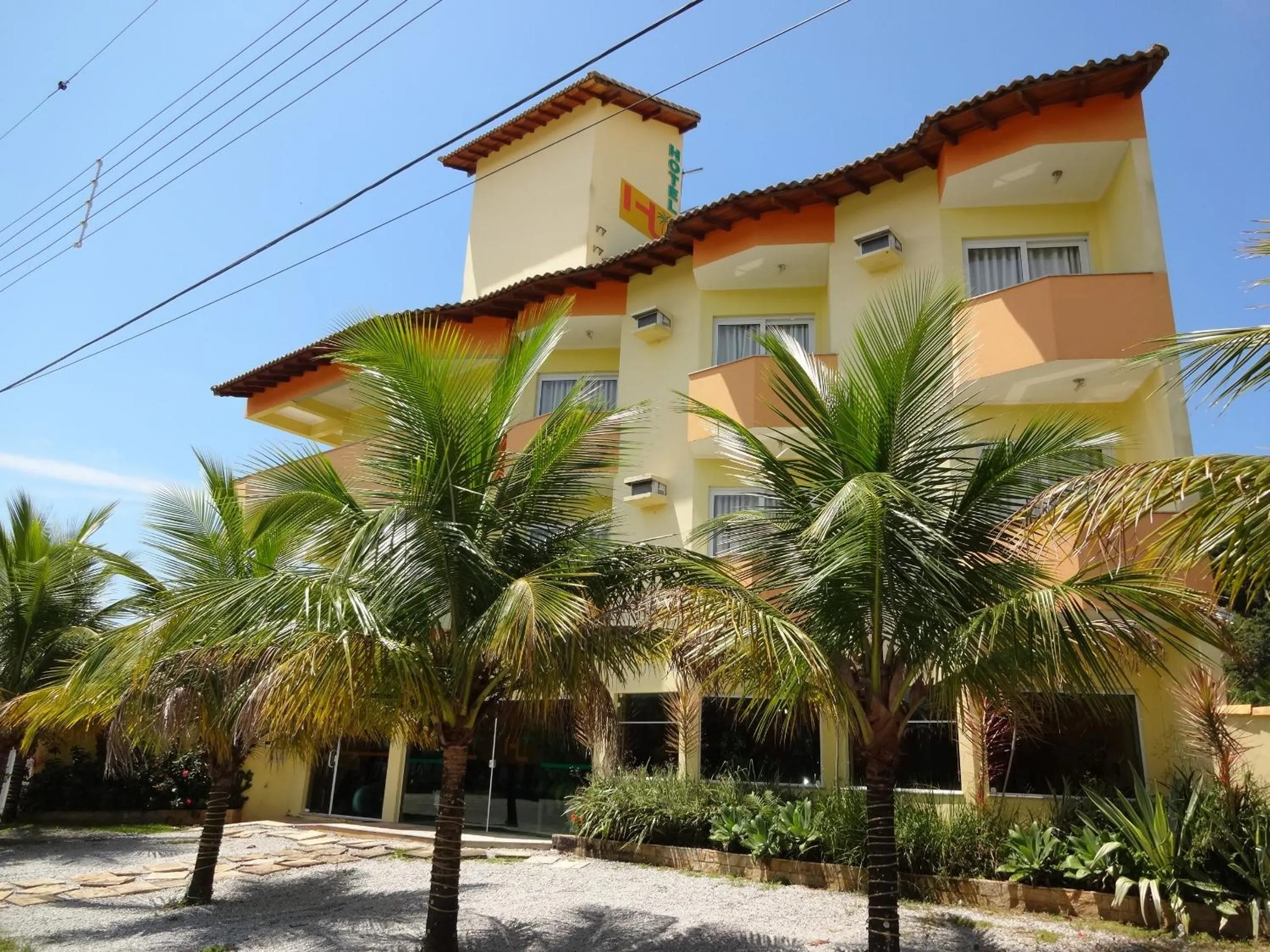 Facade/entrance in Hotel Canto da Riviera
