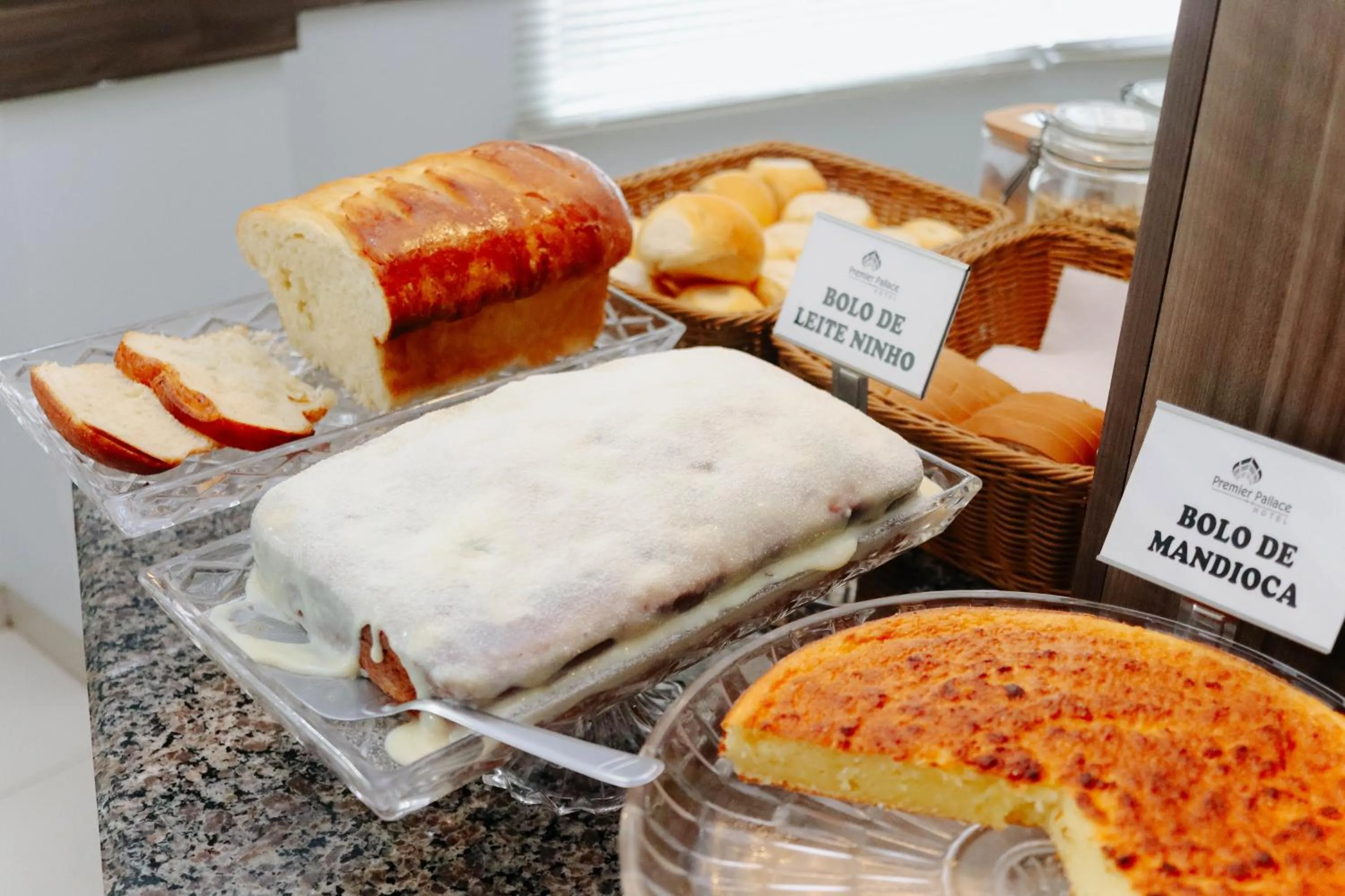 Premier Pallace Hotel