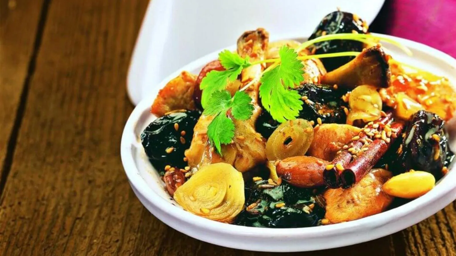 Restaurant/places to eat in L'OLIVERAIE DE L'ATLAS