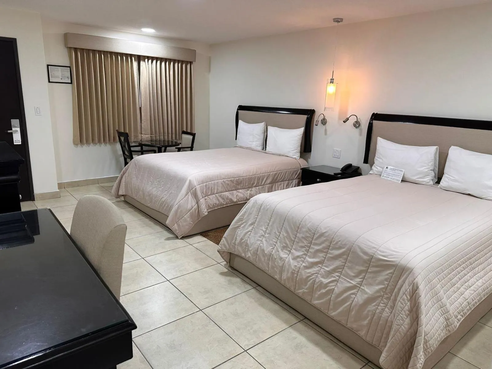 Bed in Baja Inn Hoteles Ensenada