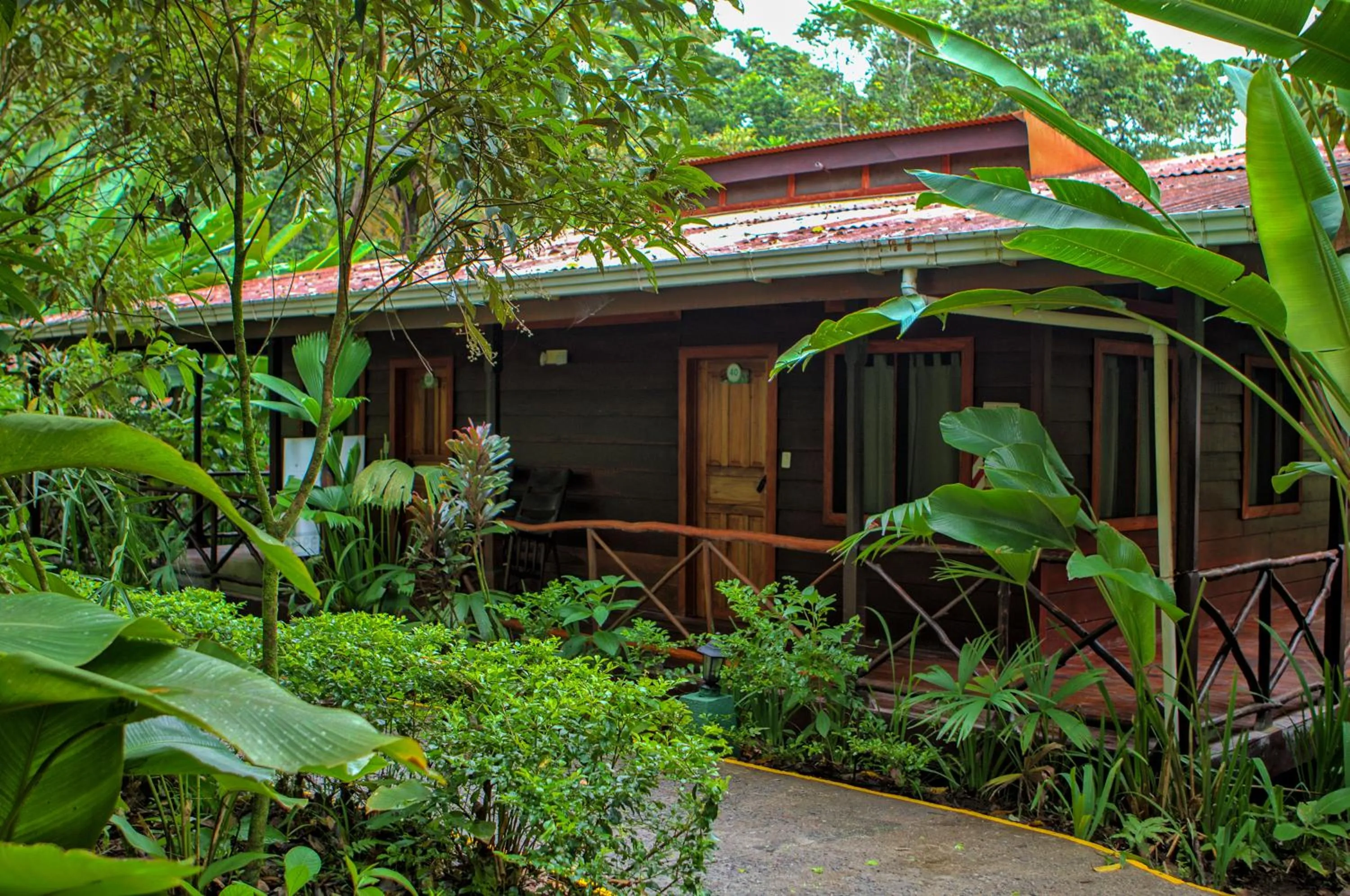 Facade/entrance in Pachira Lodge