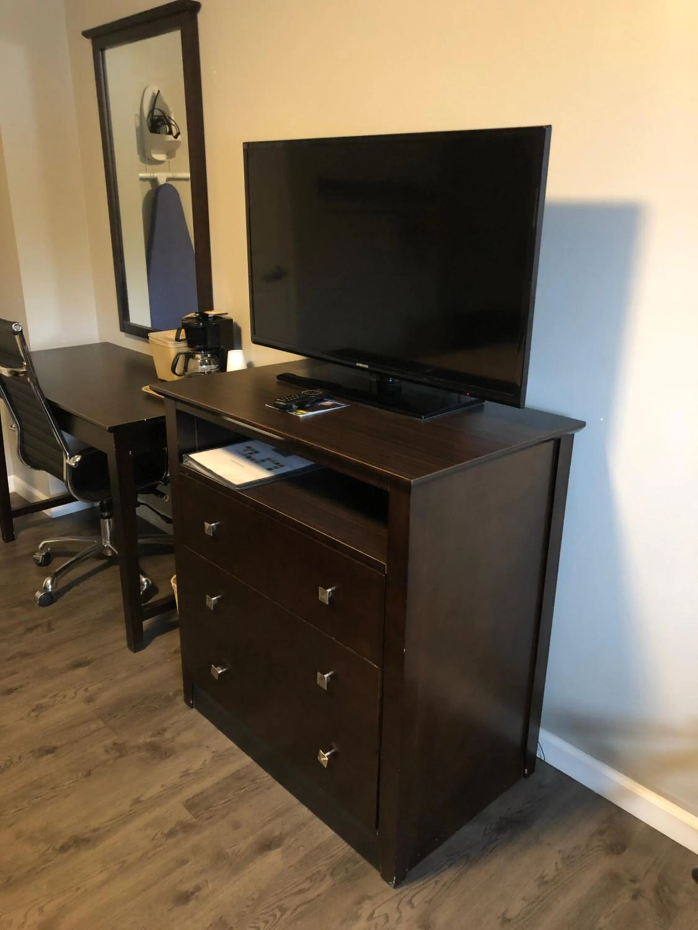 Deerfield Inn and Suites - Fairview