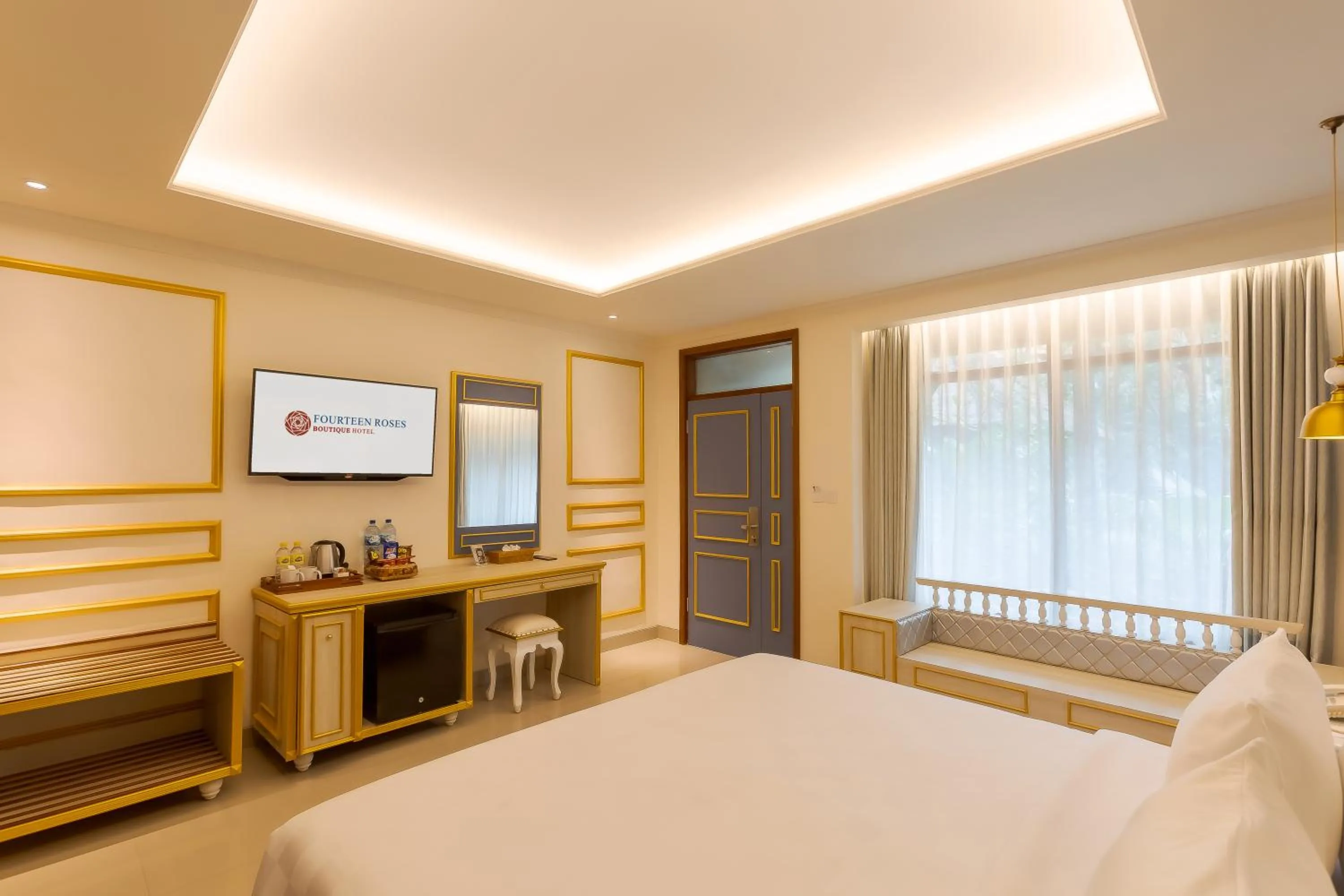 Bedroom, Bed in Fourteen Roses Boutique Hotel, Kuta