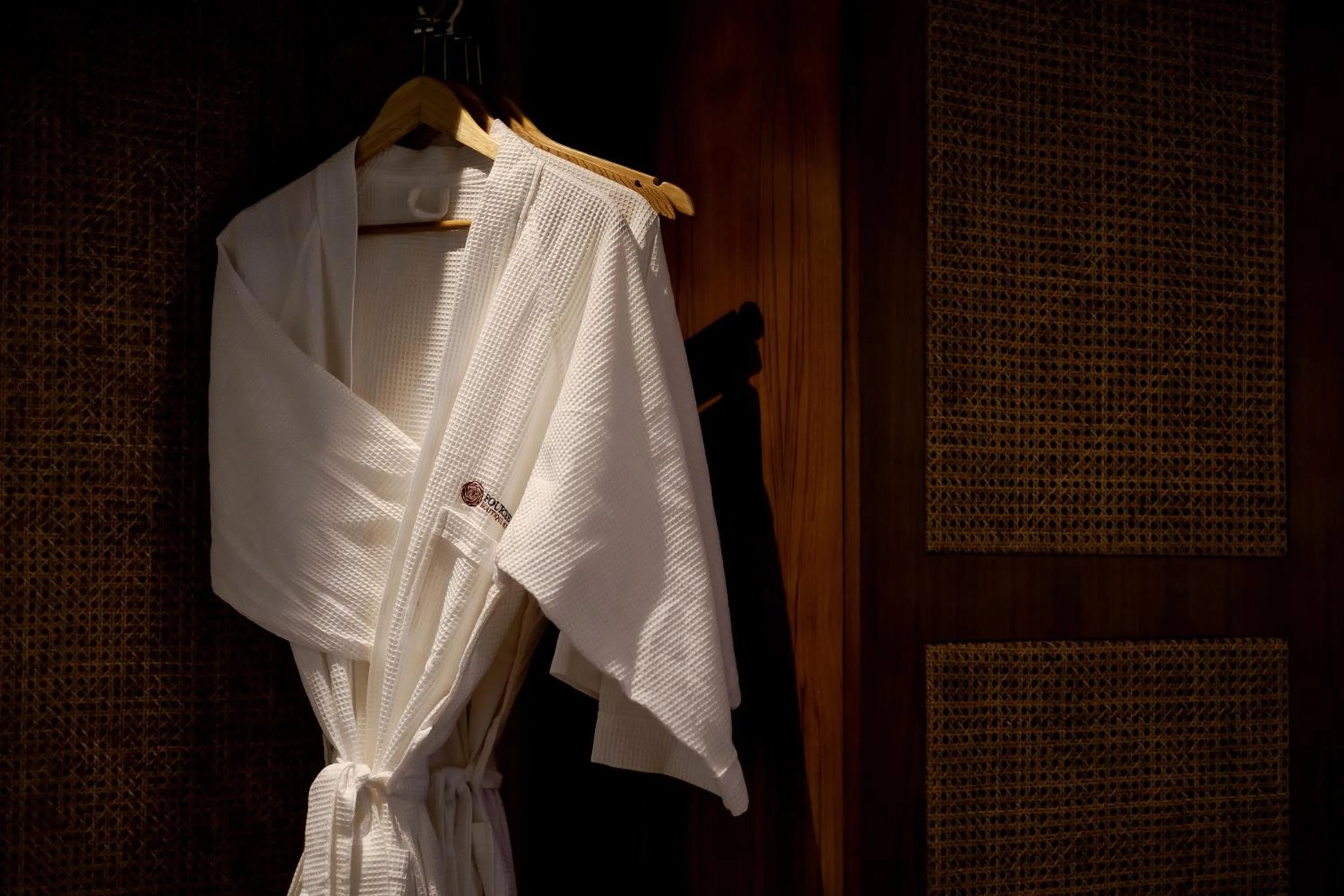 wardrobe in Fourteen Roses Boutique Hotel, Kuta