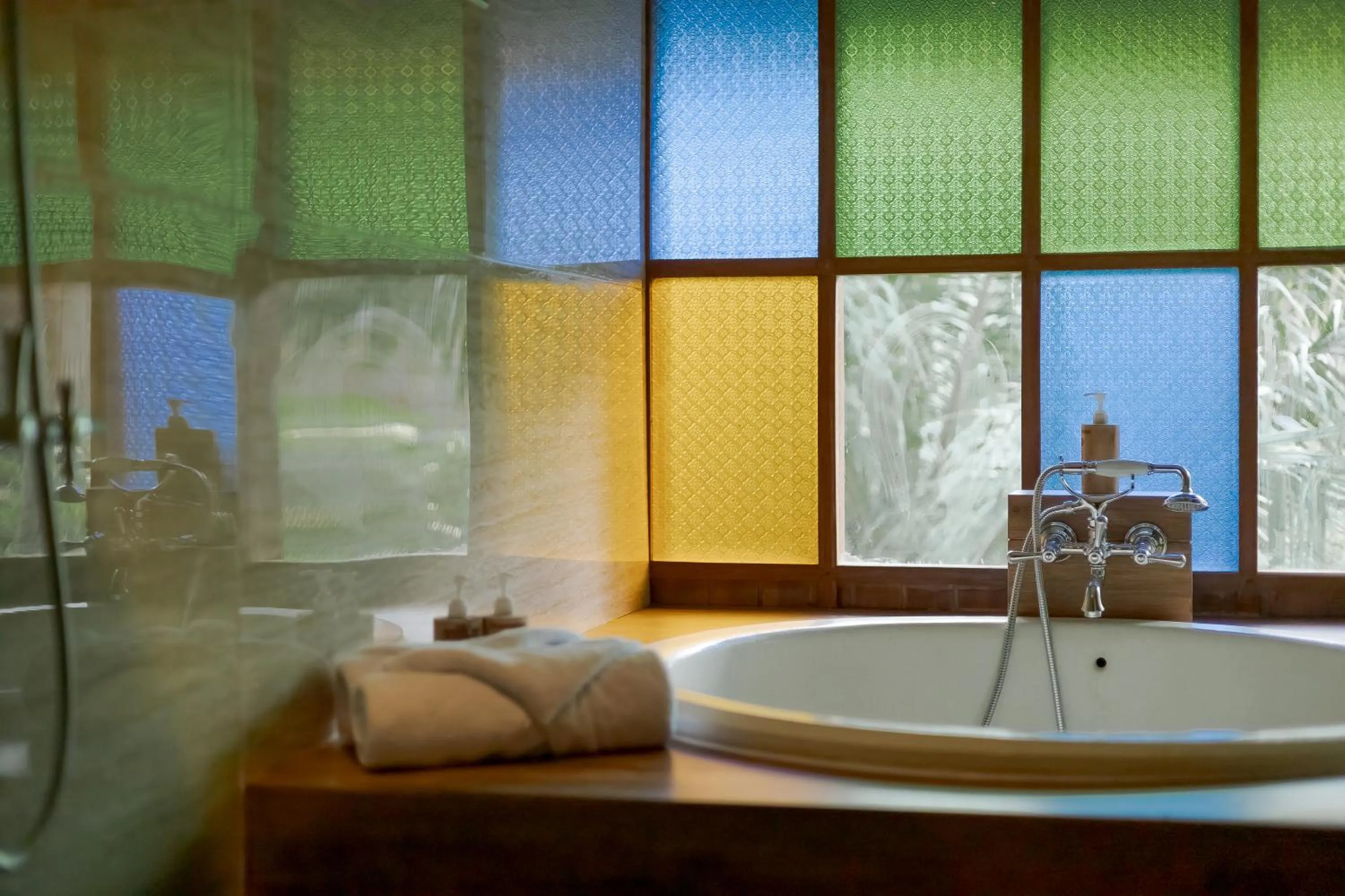 Bath in Fourteen Roses Boutique Hotel, Kuta