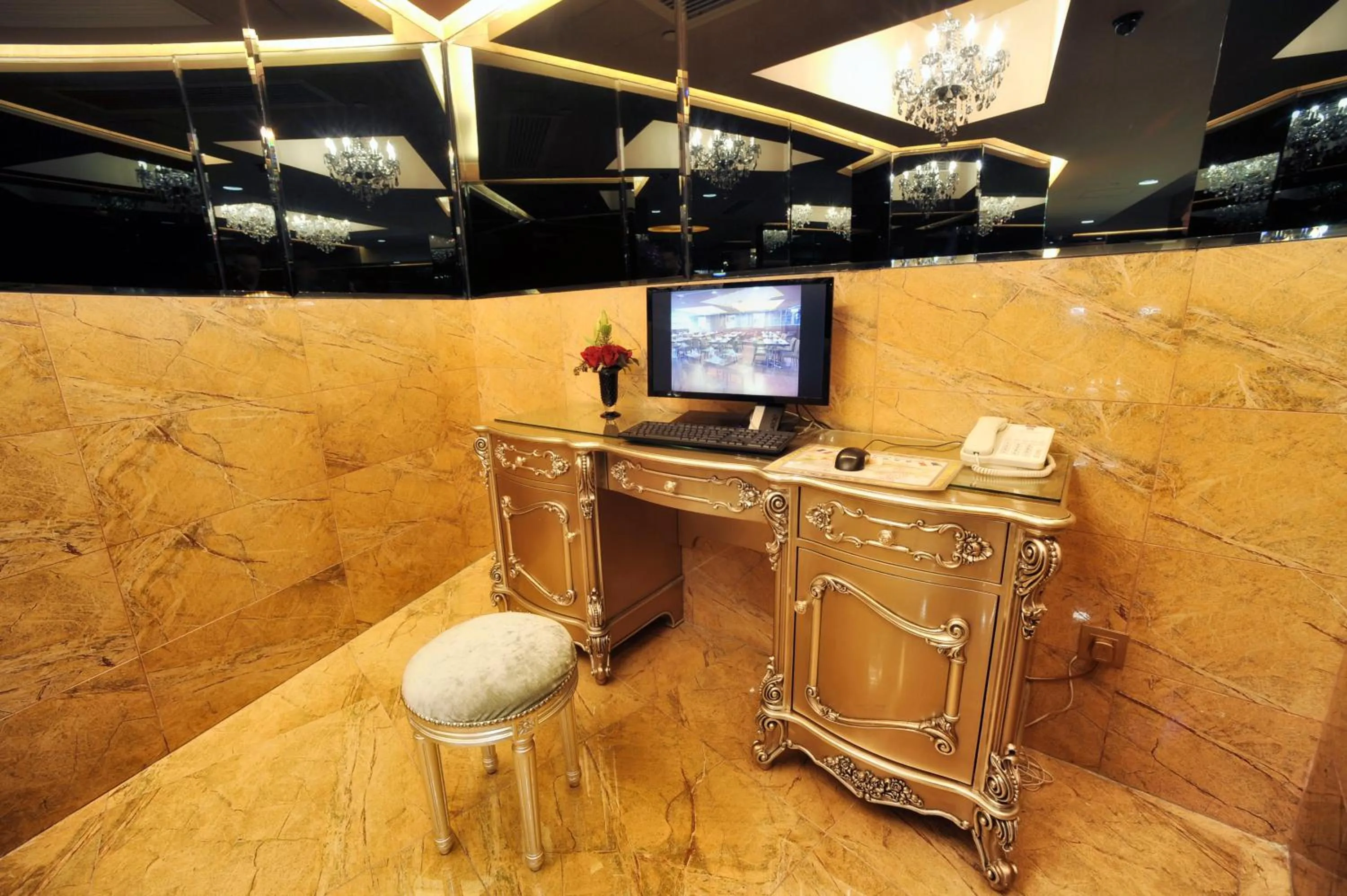 Business facilities in Ramada Grand Tsim Sha Tsui