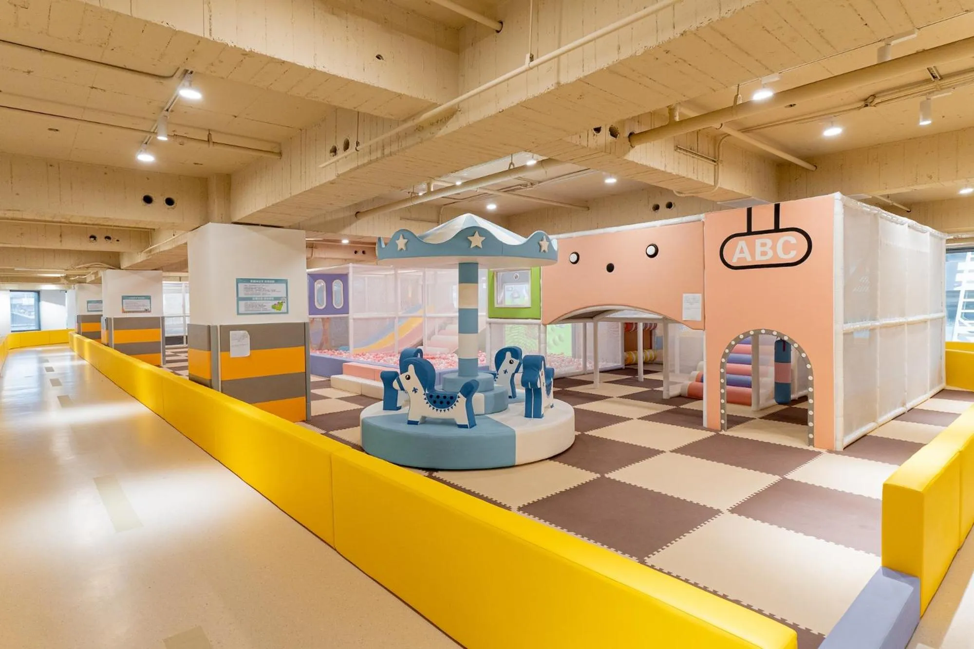 Children play ground in CHECK inn SELECT Taichung Dadun