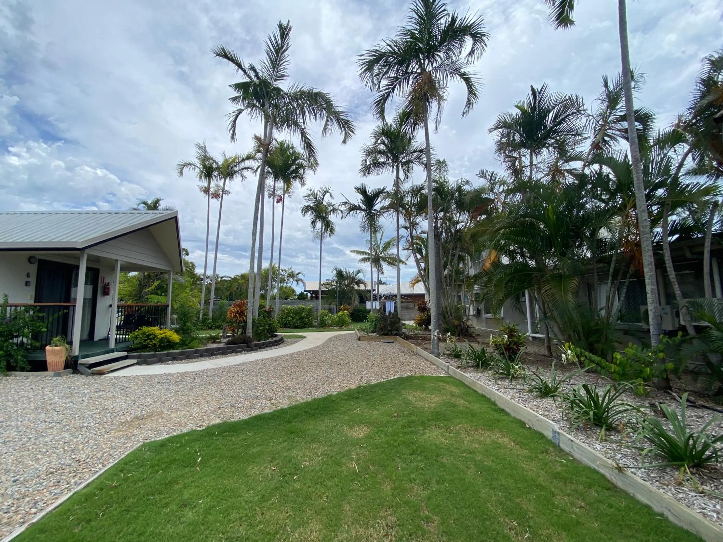 Property building in Palm View Holiday Apartments