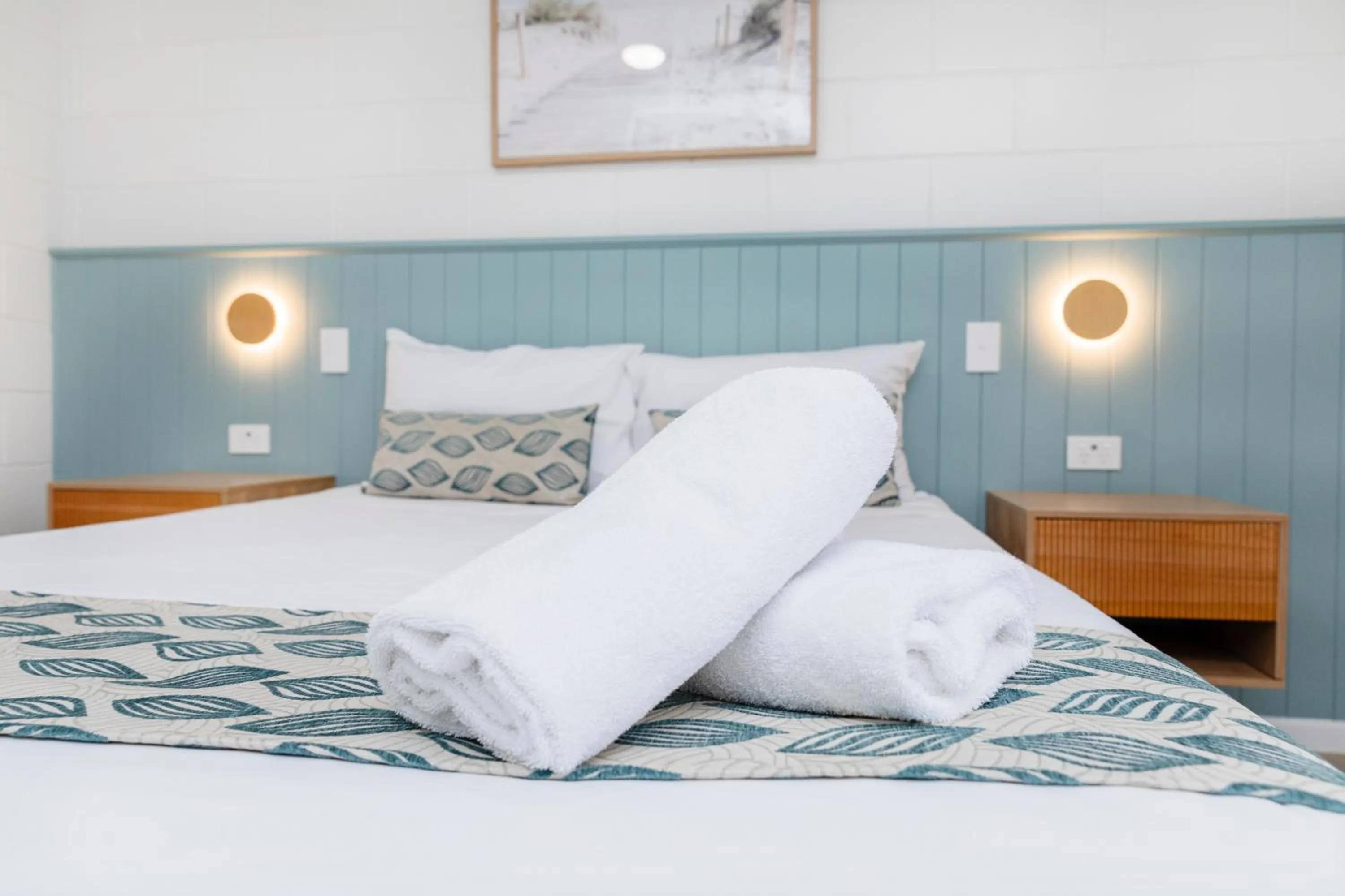 Bed in Palm View Holiday Apartments