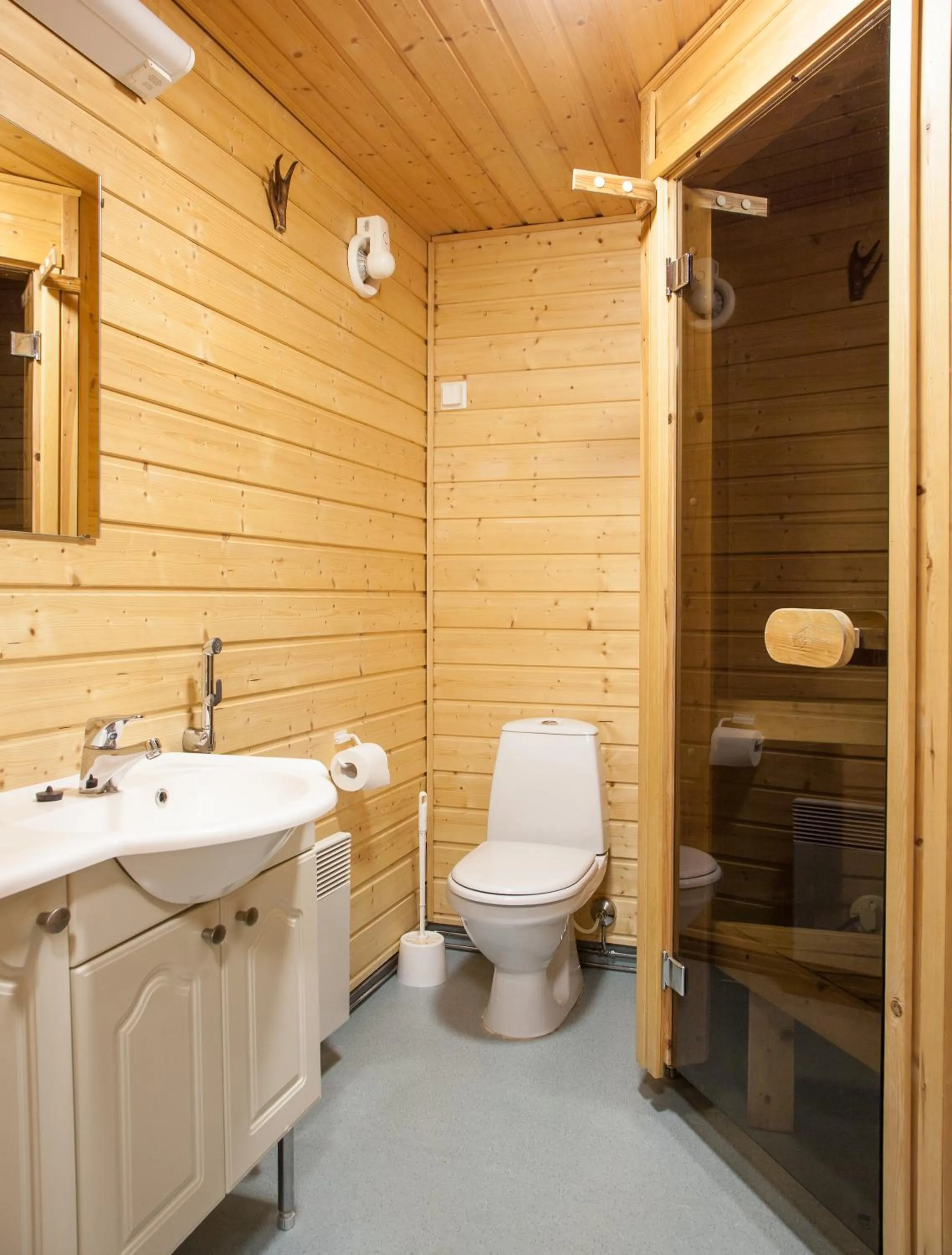 Harriniva Adventure Resort Cabins