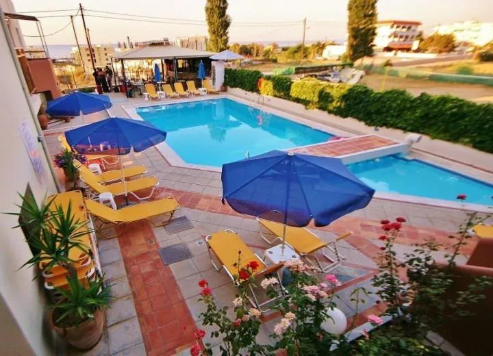 Swimming pool in Alexandros M
