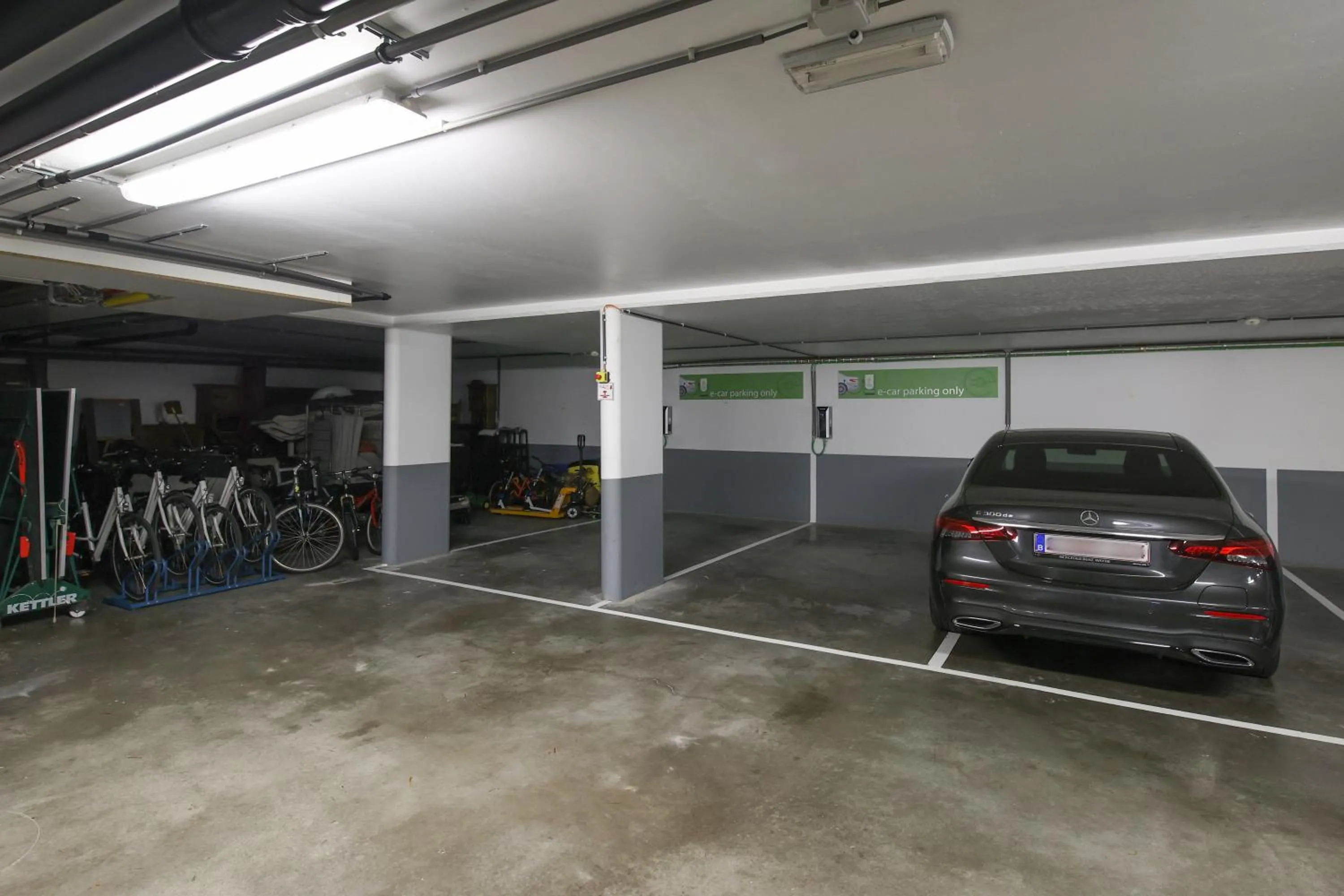 Property building in Logies Ternier