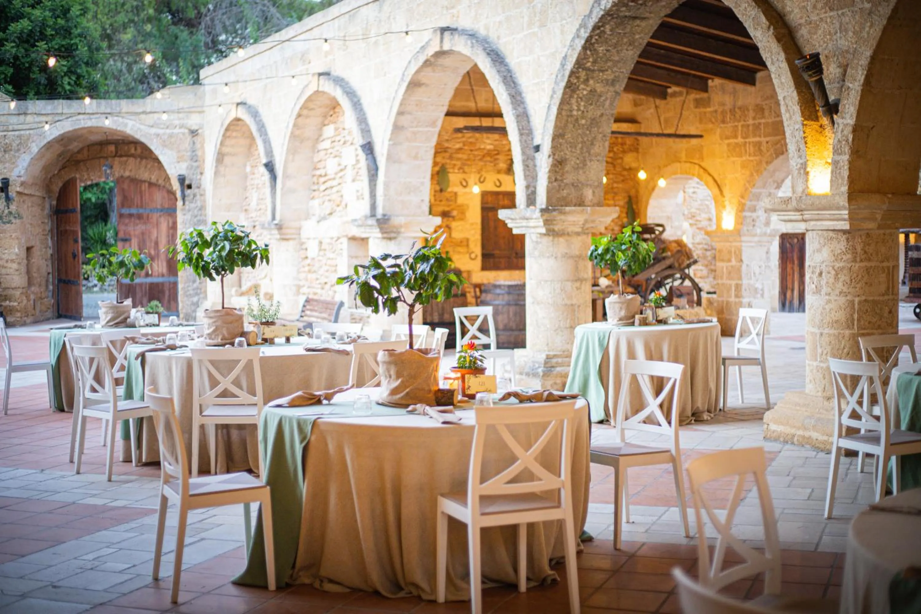 Restaurant/places to eat in Antica Masseria Martuccio