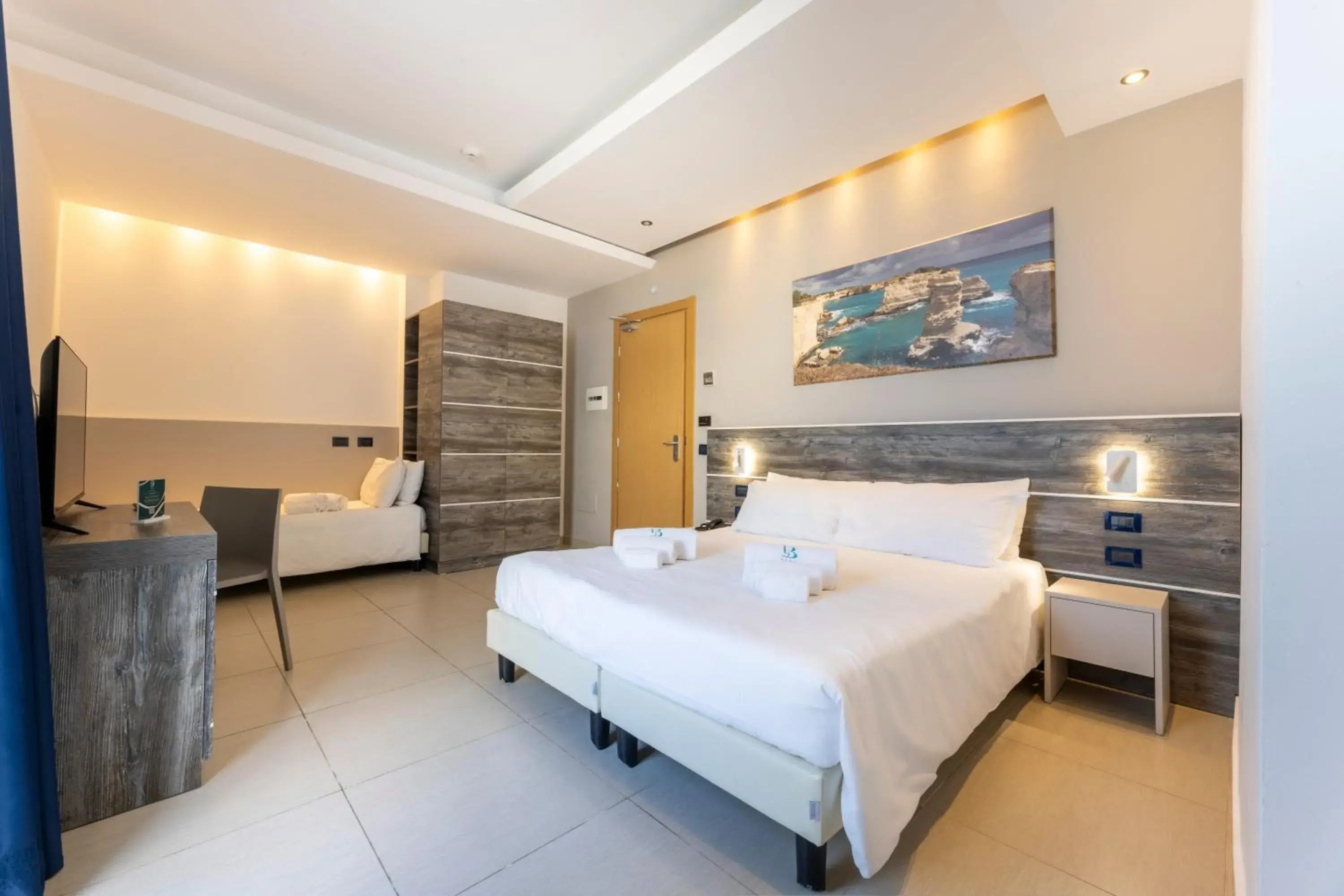 Standard Triple Room in Hotel Belvedere Standard Triple Room in Hotel Belvedere