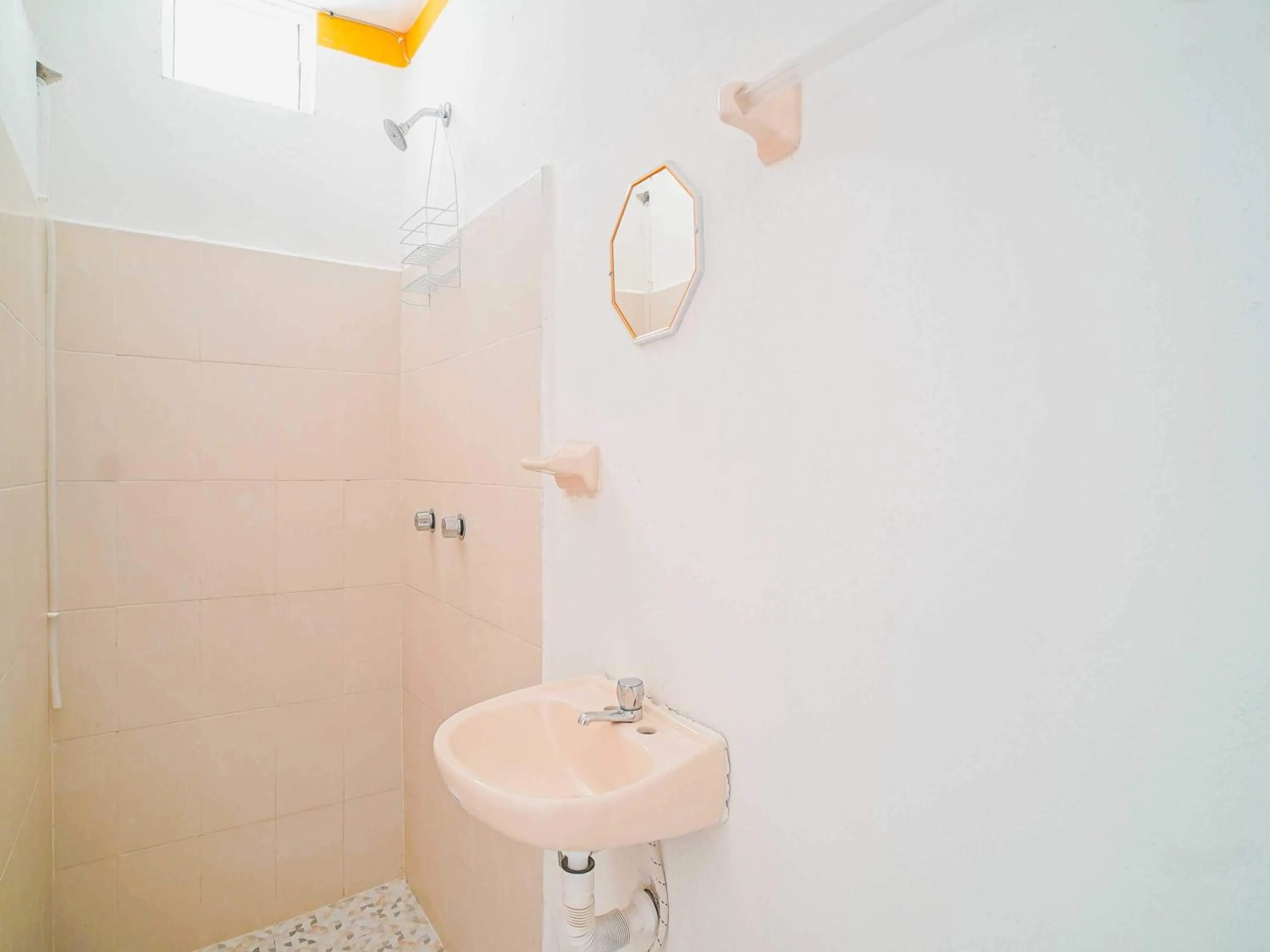 Bedroom in OYO Hospedaje Colibri