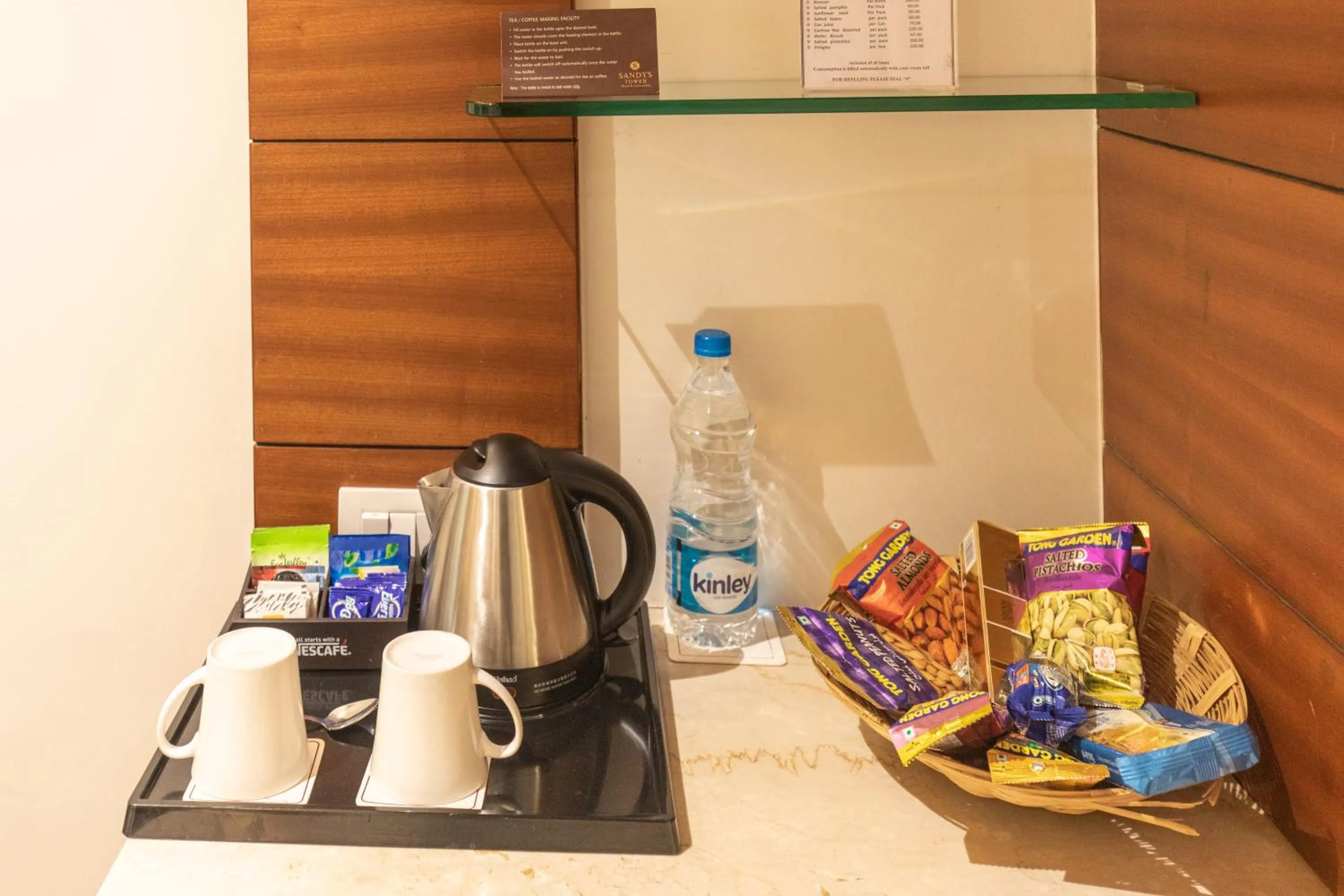 Coffee/tea facilities in Hotel Sandy's Tower