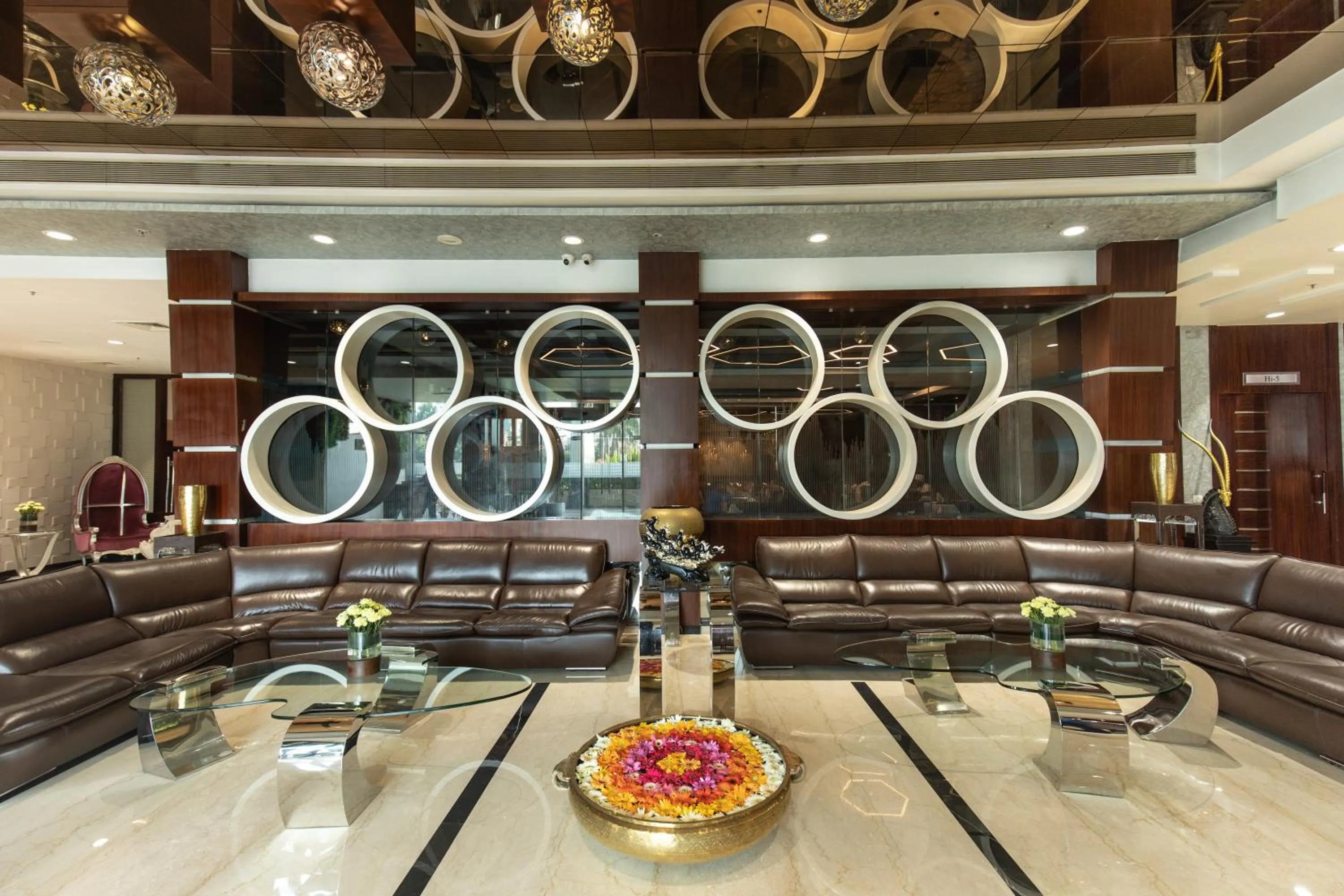 Lobby or reception in Hotel Sandy's Tower