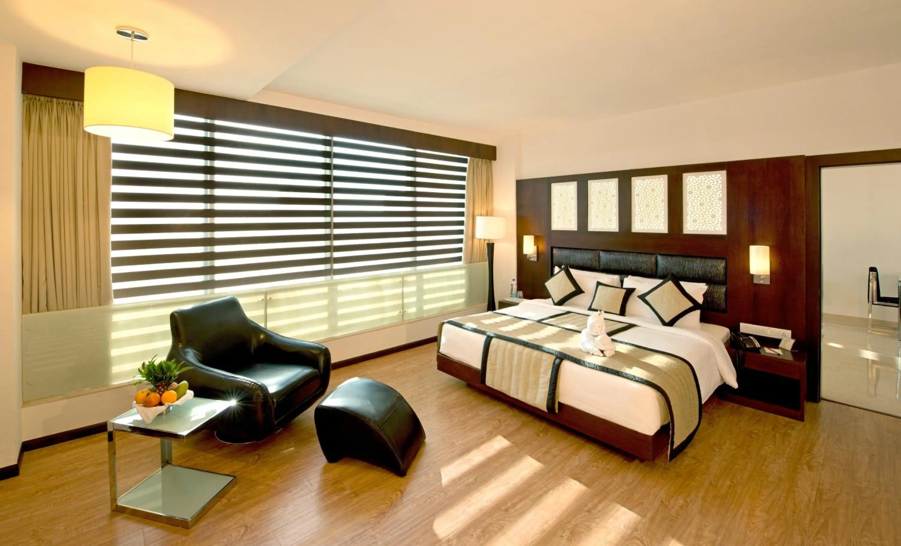 Photo of the whole room, Bed in Hotel Sandy's Tower