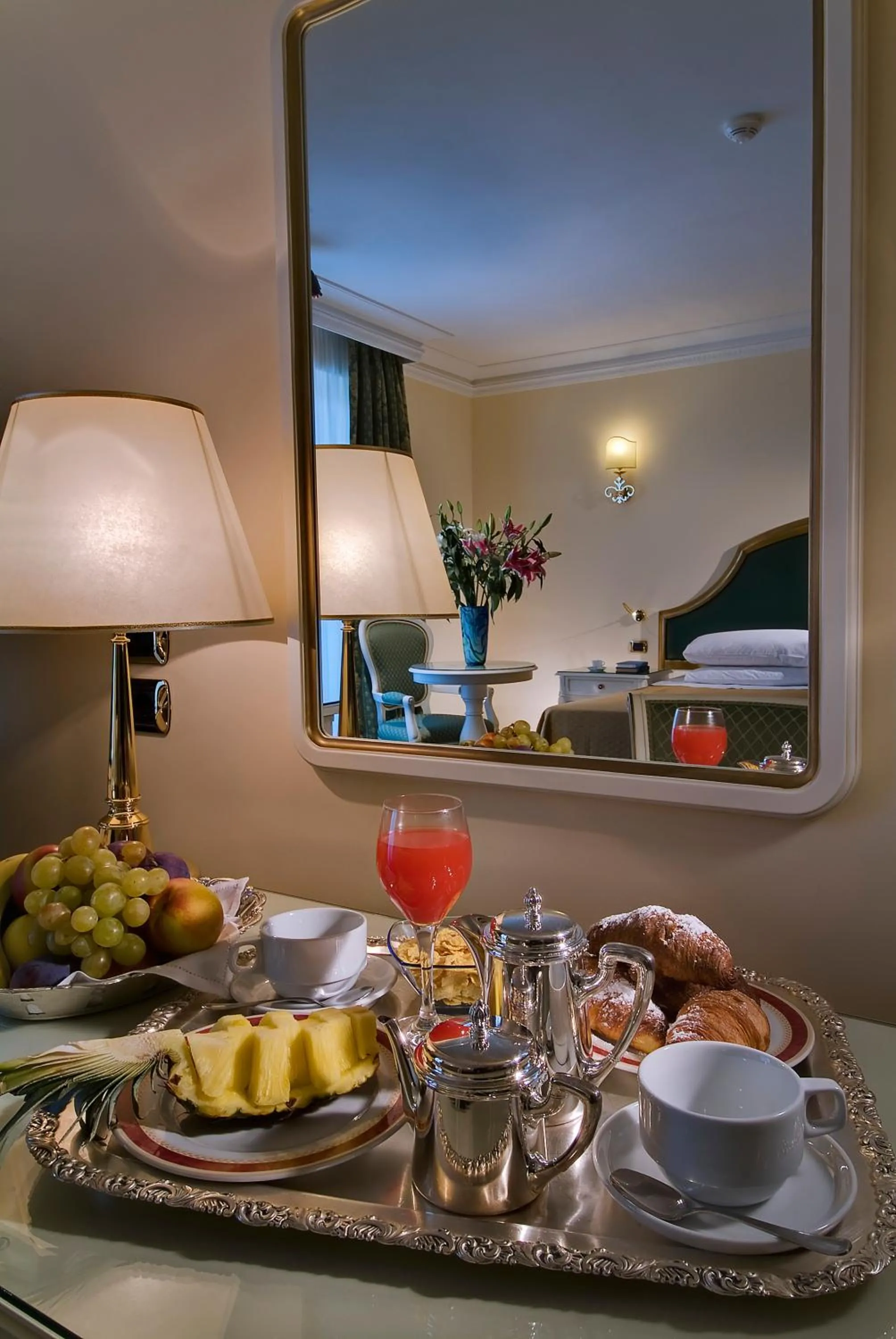 Food and drinks in Hotel Terme All'Alba