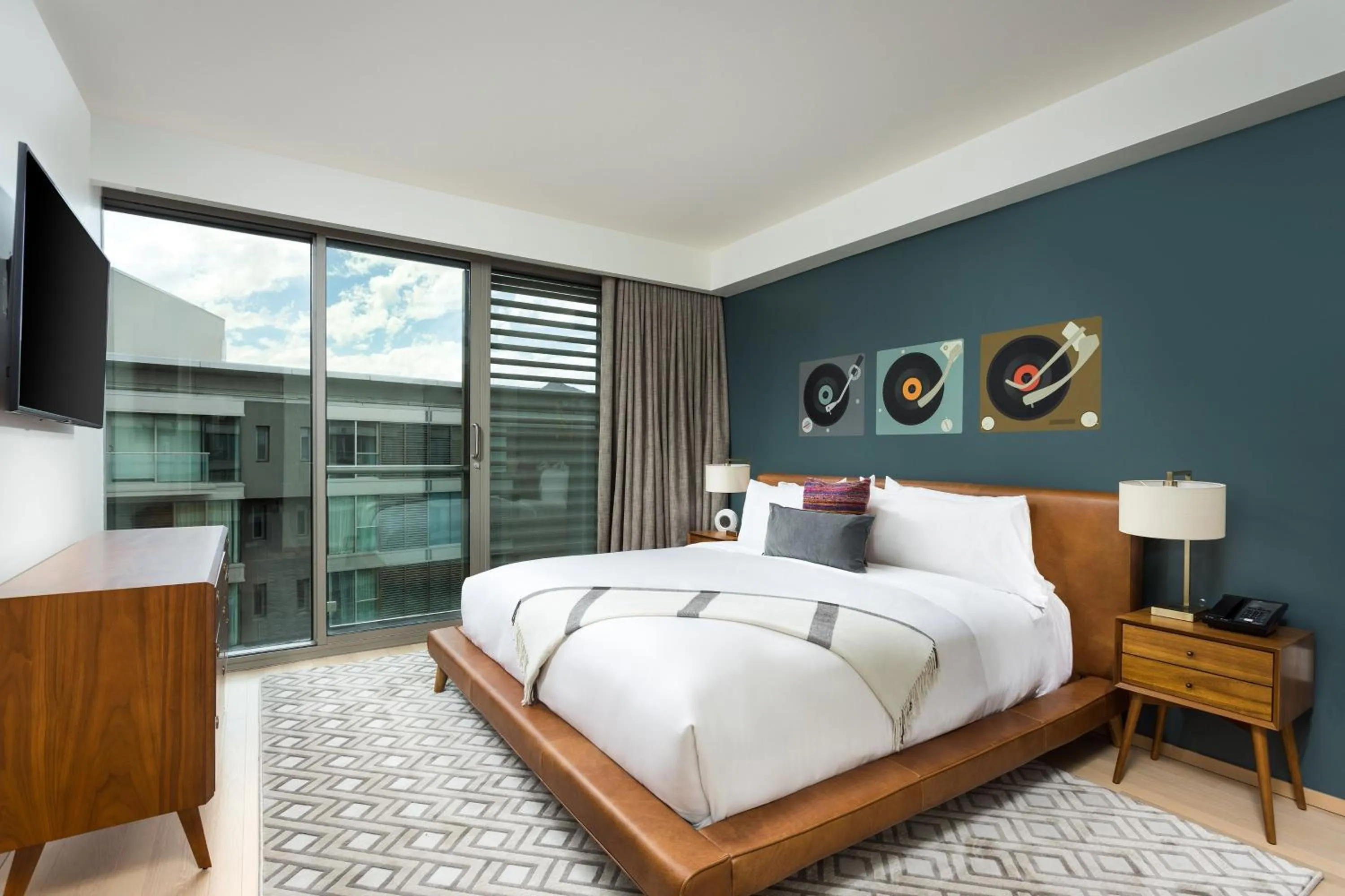 Bedroom, Bed in W Scottsdale