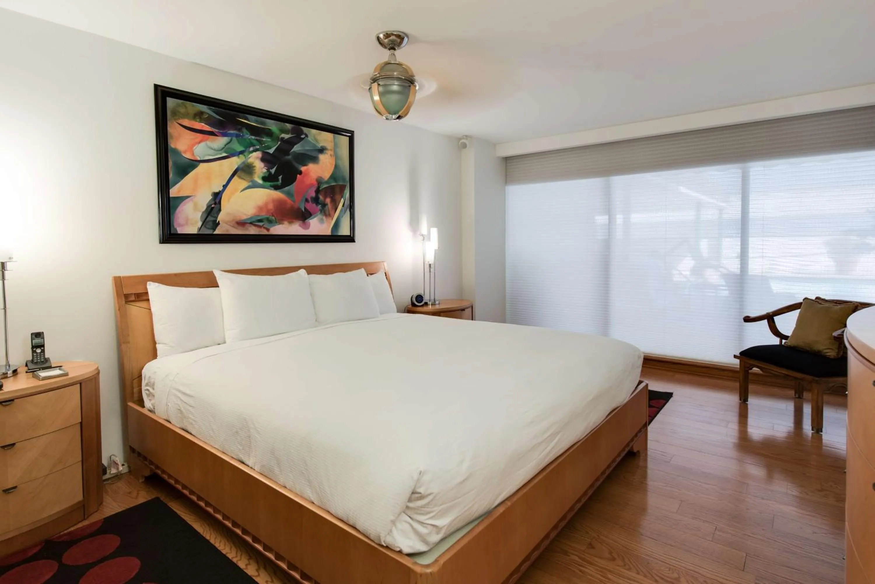 Bed in Hilton Houston Plaza/Medical Center