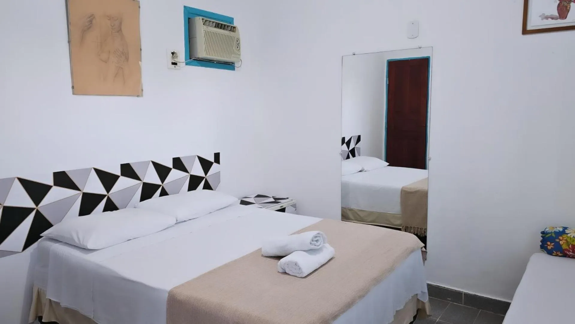 Decorative detail, Bed in Mikaela Arraial D'Ajuda Hospedaria