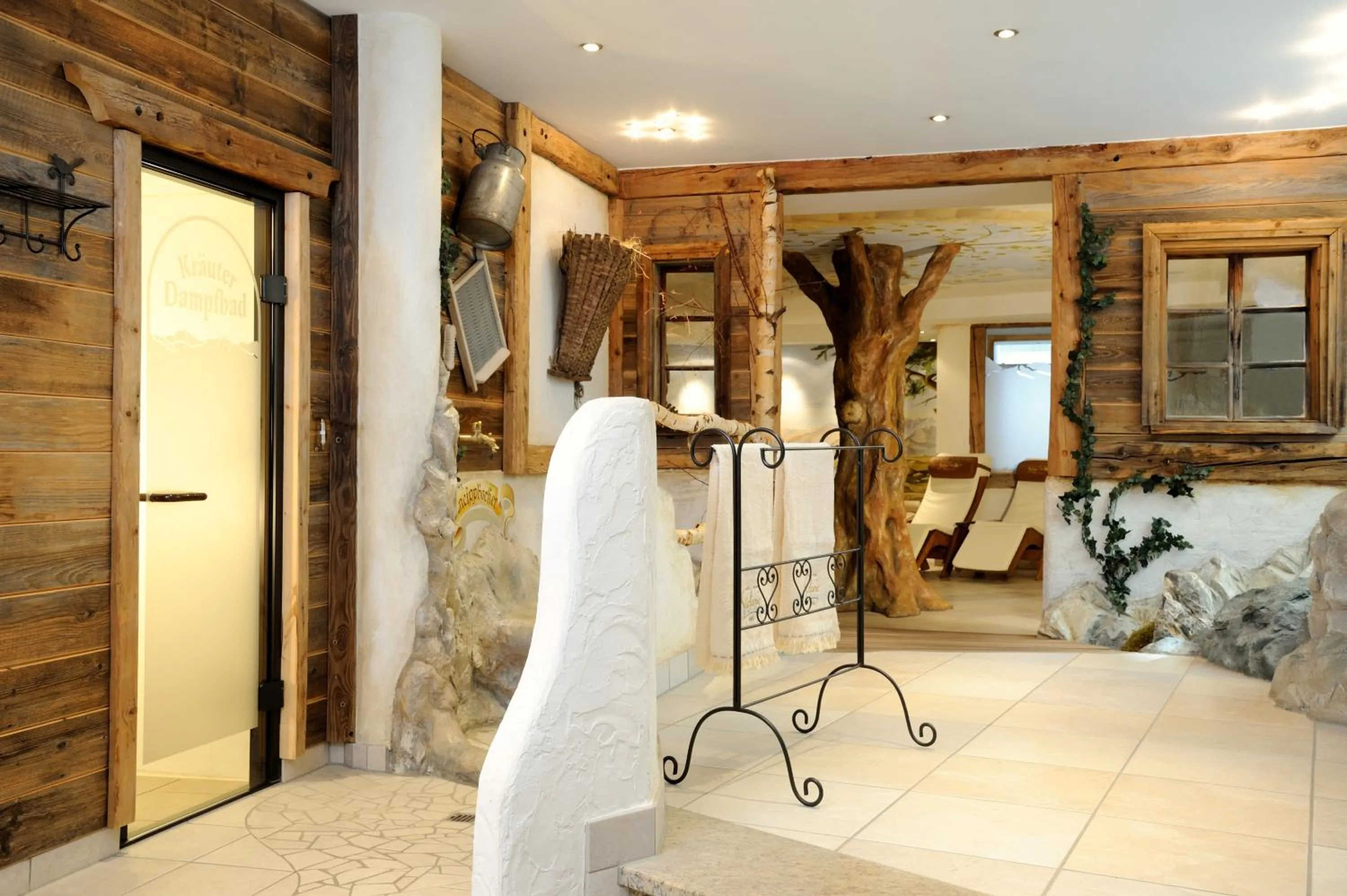 Spa and wellness centre/facilities in Hotel Garni Stefanie