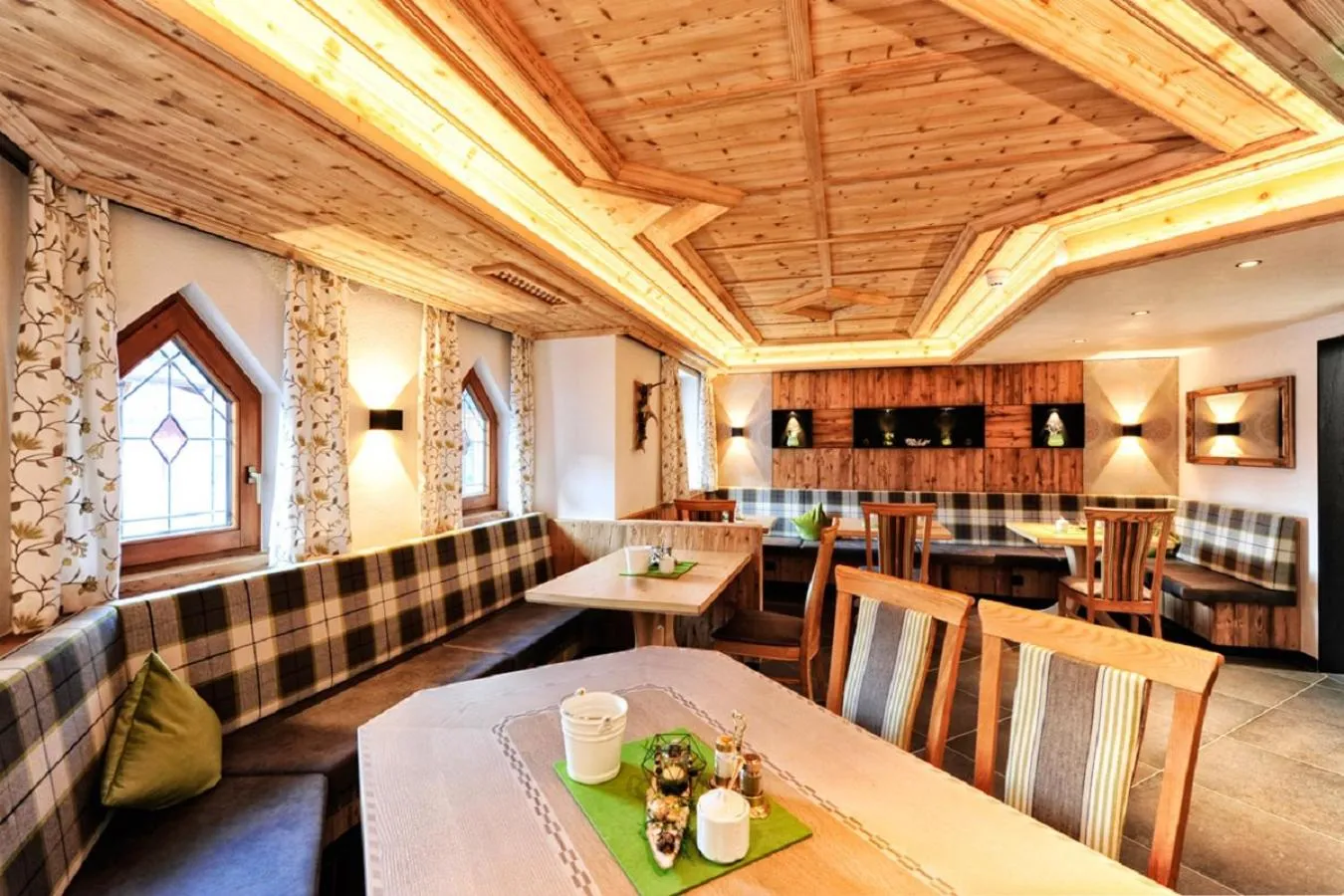 Breakfast in Hotel Garni Stefanie