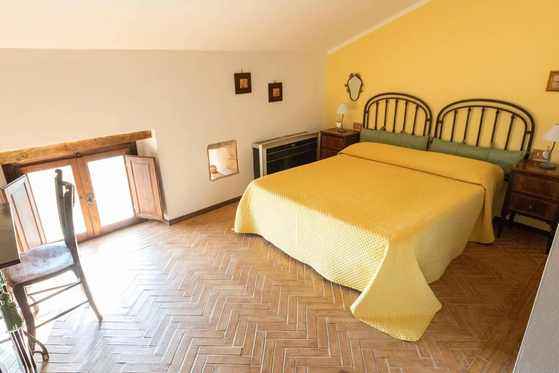 Bedroom, Bed in Il Castello di San Sergio