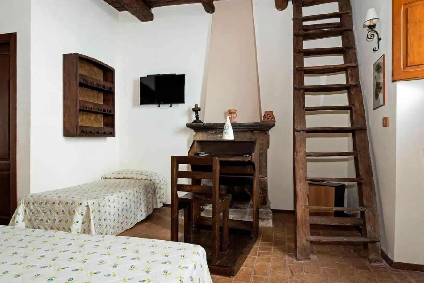 TV and multimedia, Bed in Il Castello di San Sergio