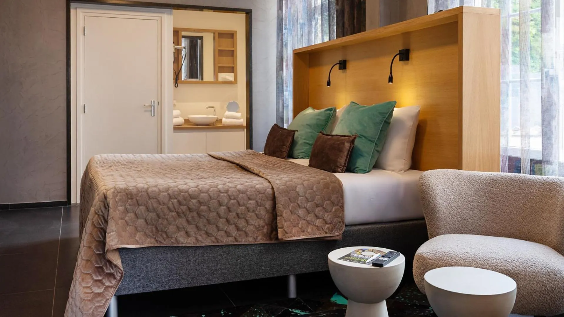 Bed in Villa Valkenburg