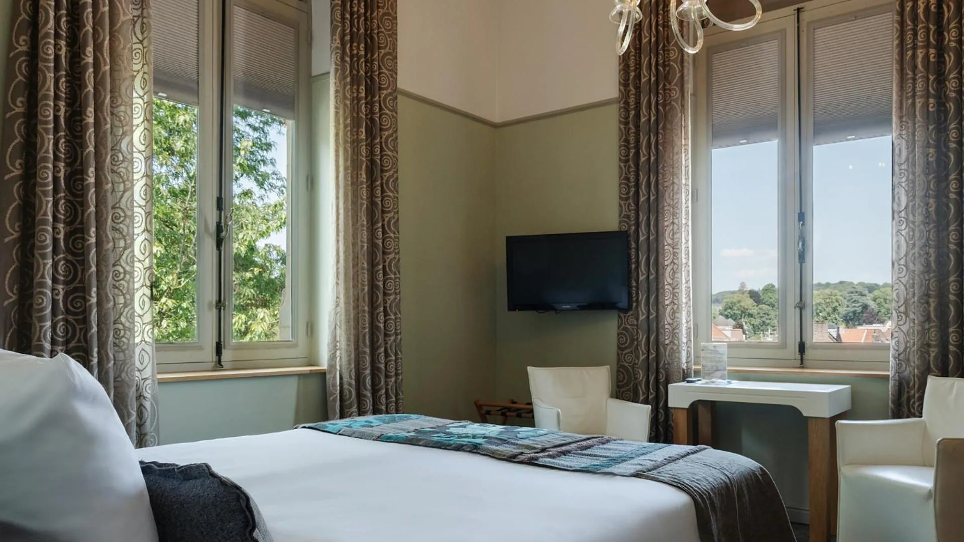 Bed in Villa Valkenburg