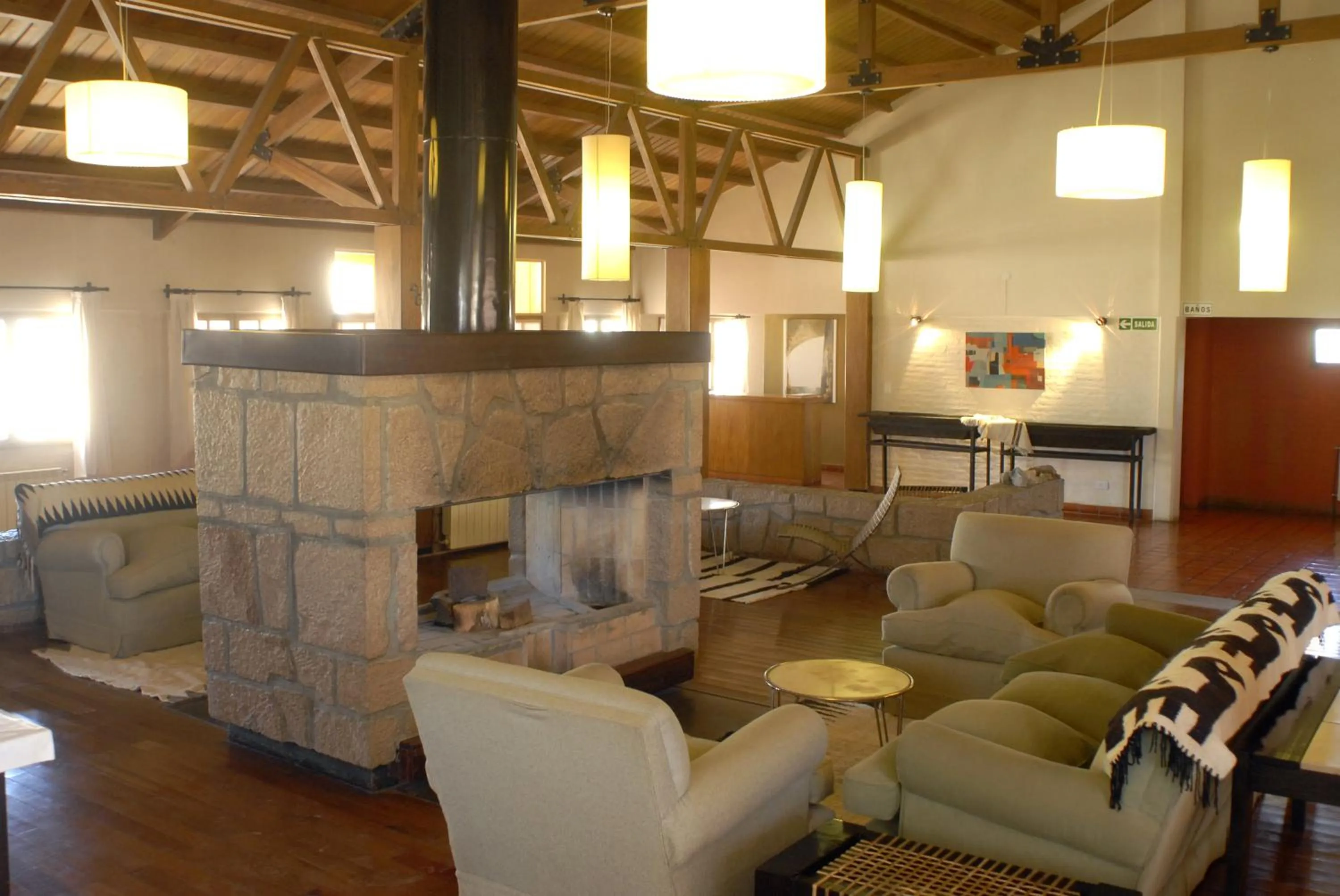 Communal lounge/ TV room in Hotel de Las Nubes