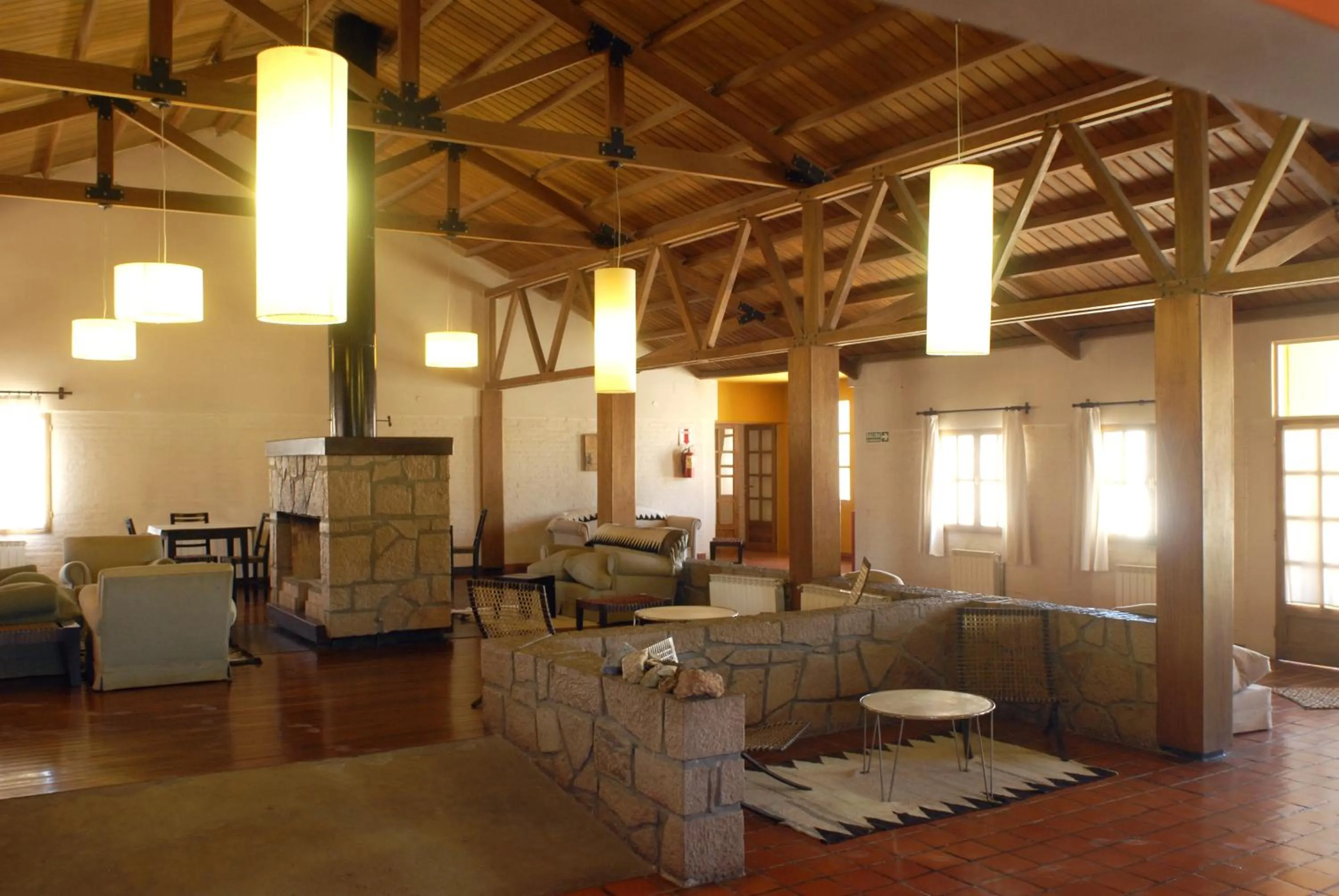 Communal lounge/ TV room in Hotel de Las Nubes