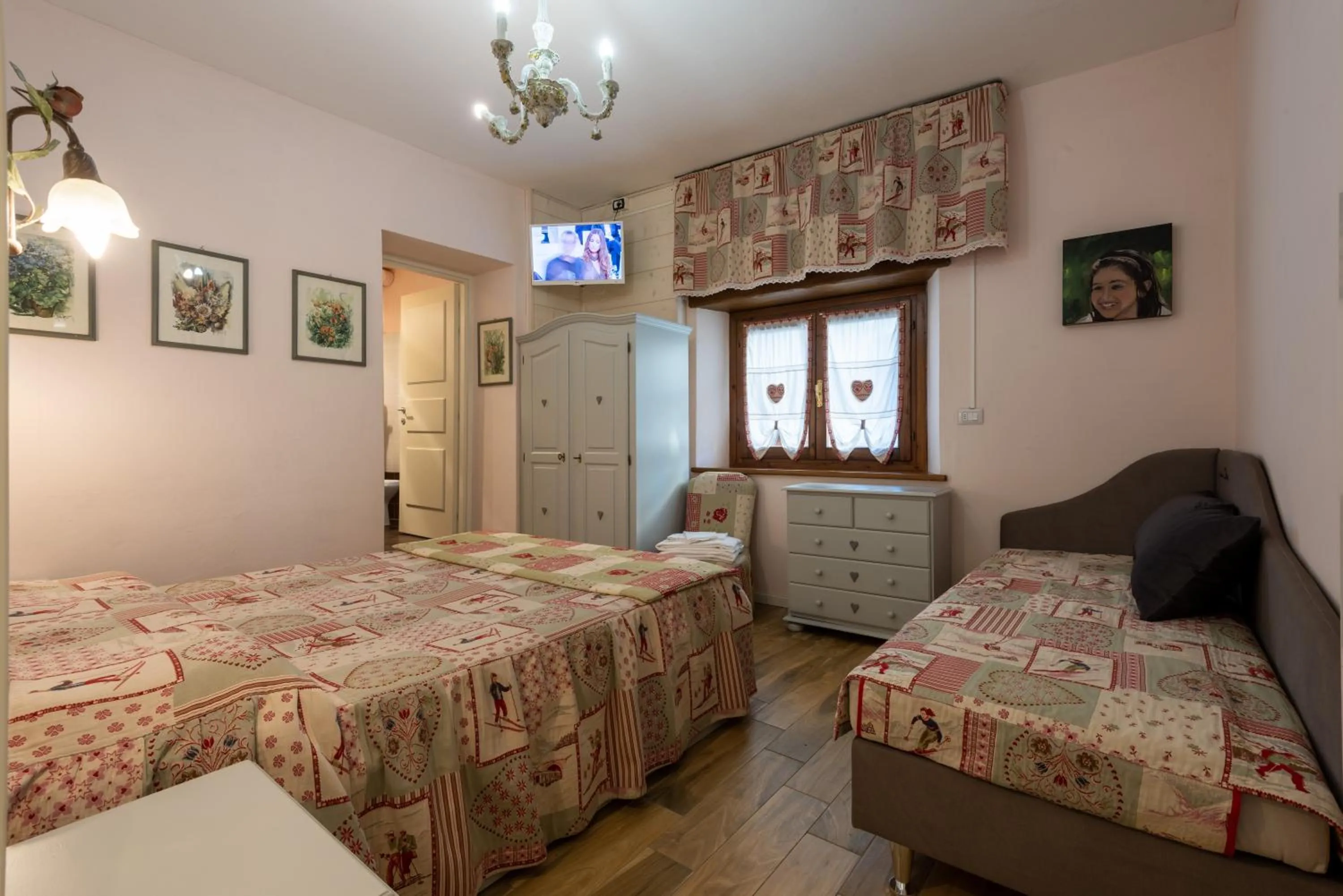 View (from property/room), Bed in Locanda Zita