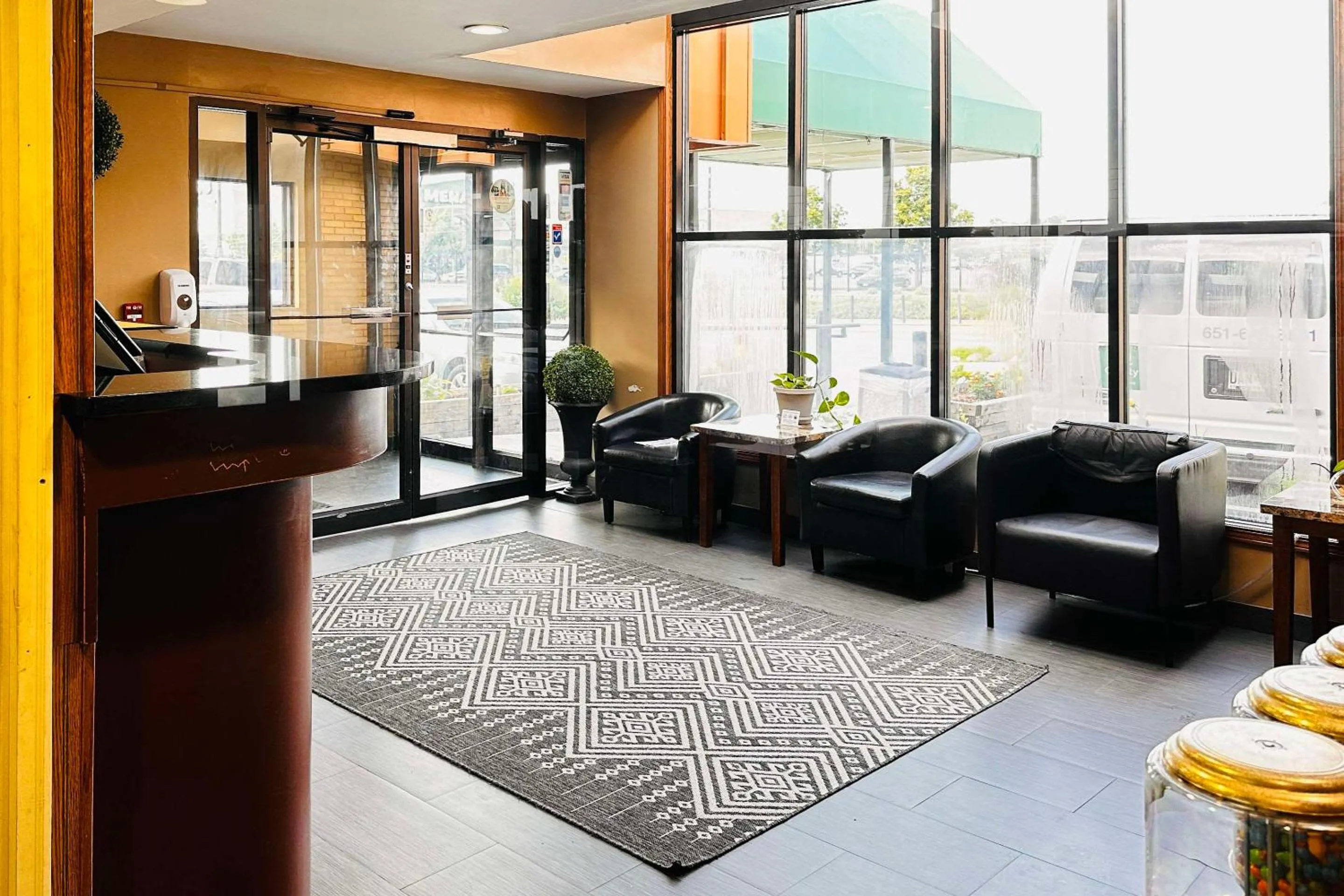 Lobby or reception in Quality Inn St Paul-Minneapolis-Midway