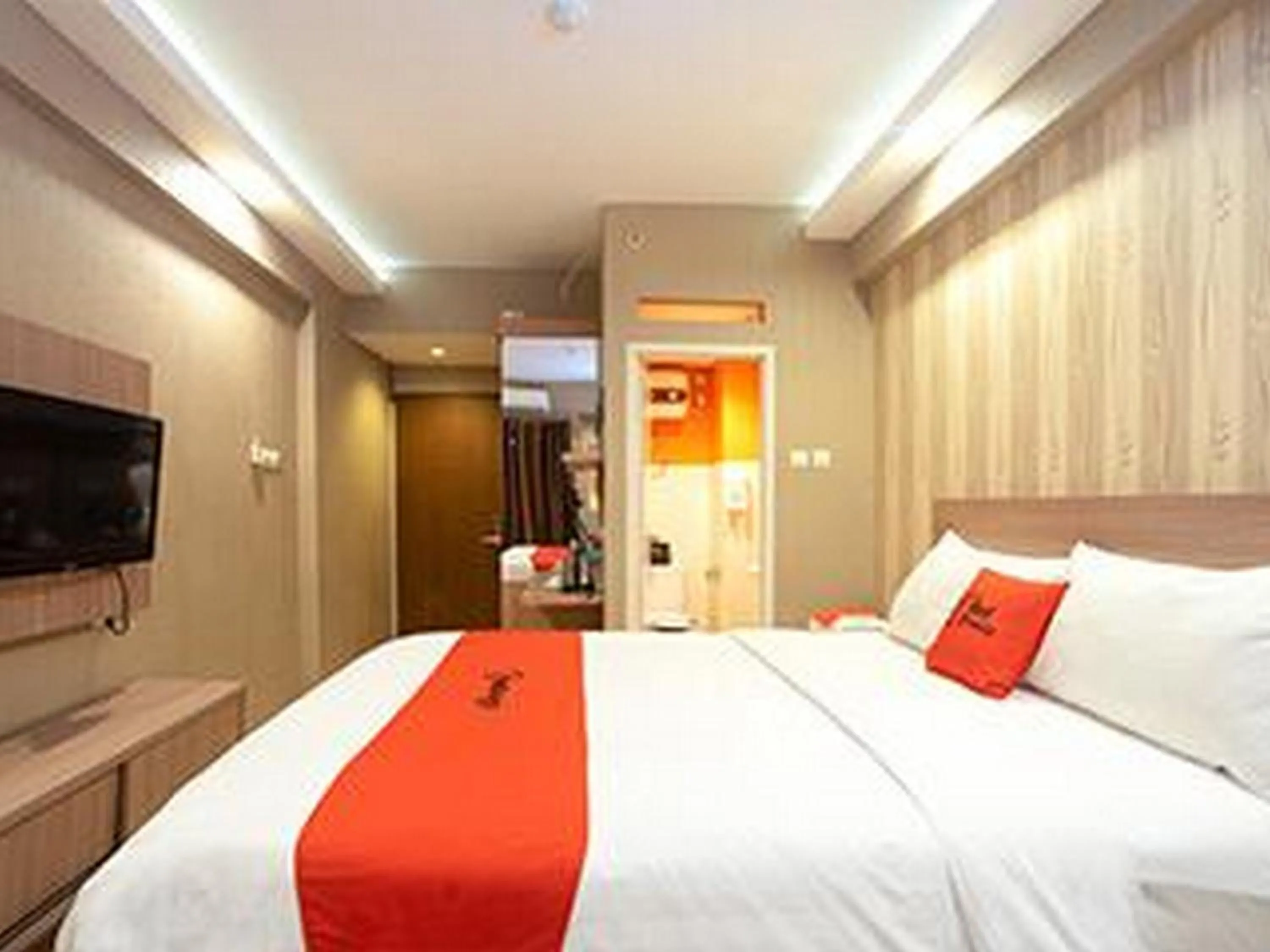 Bedroom, Bed in RedDoorz Apartment at Bogor Valley