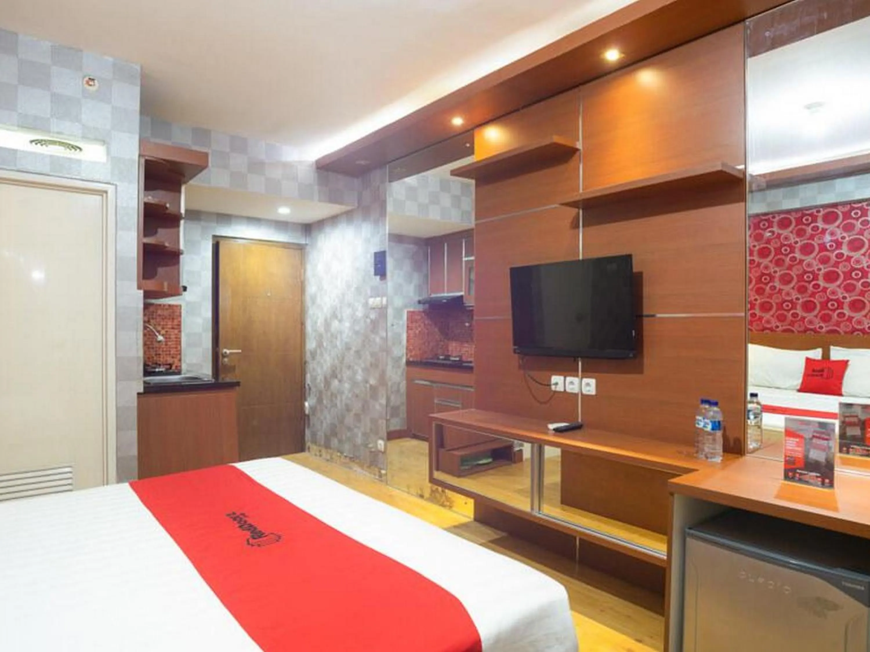 Bedroom, Bed in RedDoorz Apartment at Bogor Valley