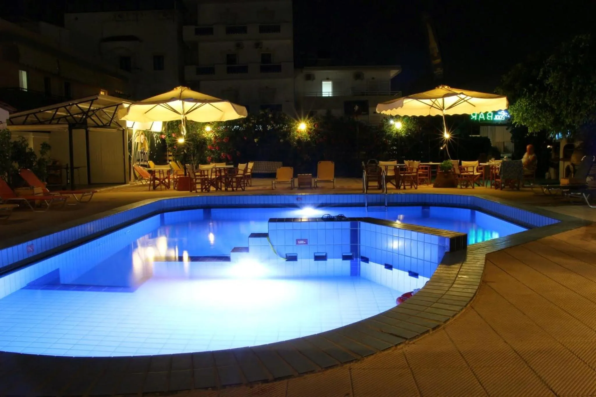 Swimming pool in Albatross Apartments