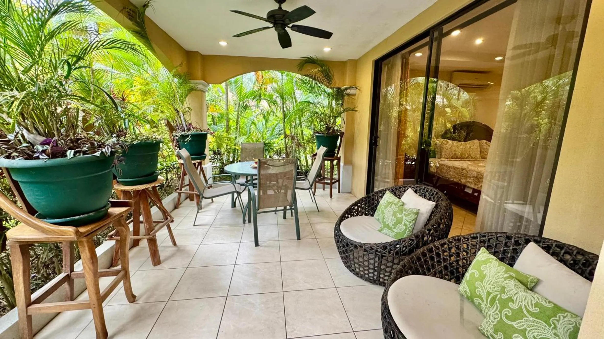 Balcony/Terrace in Monte Carlo Luxury Condominiums