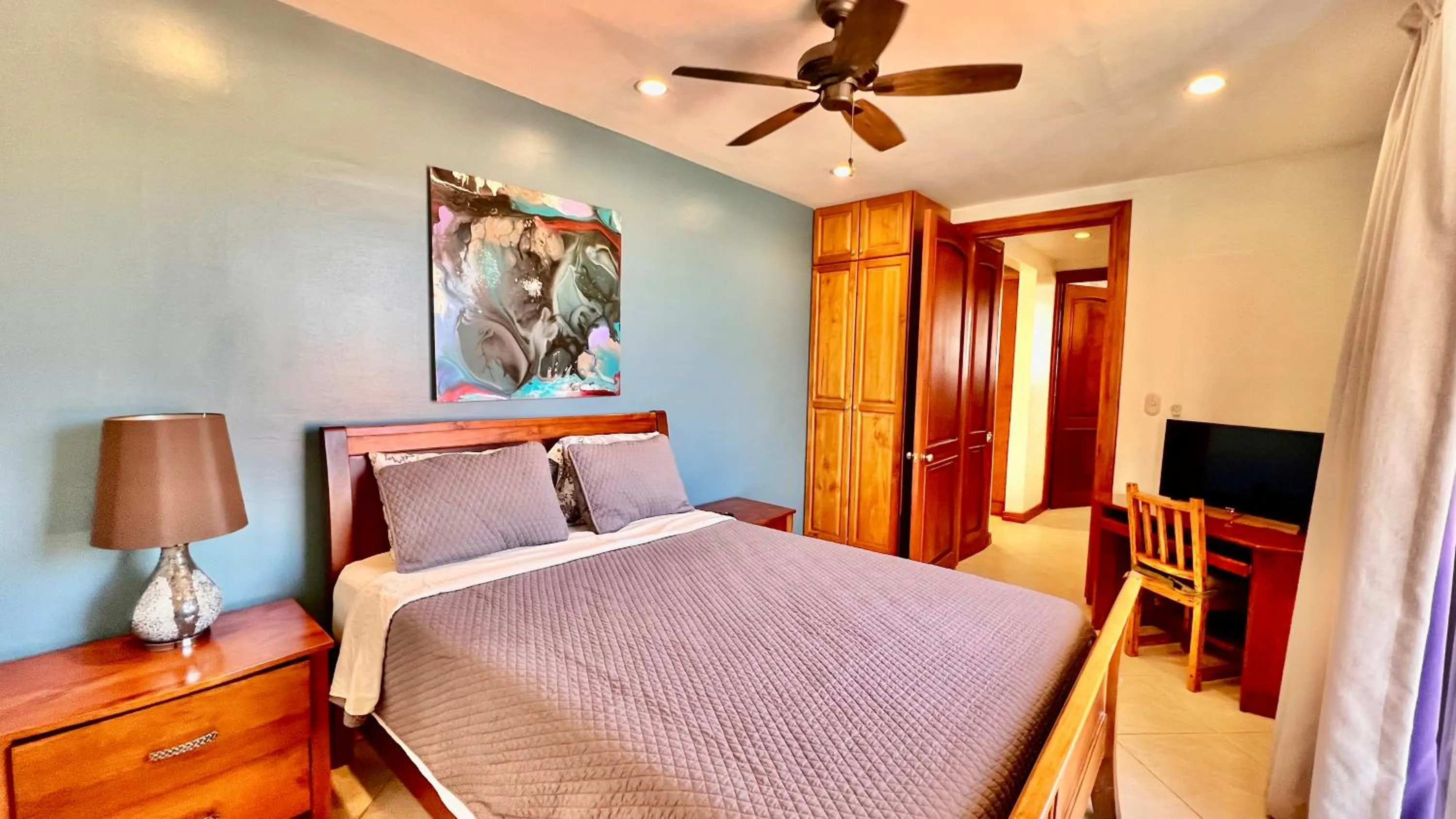 Guests, Bed in Monte Carlo Luxury Condominiums
