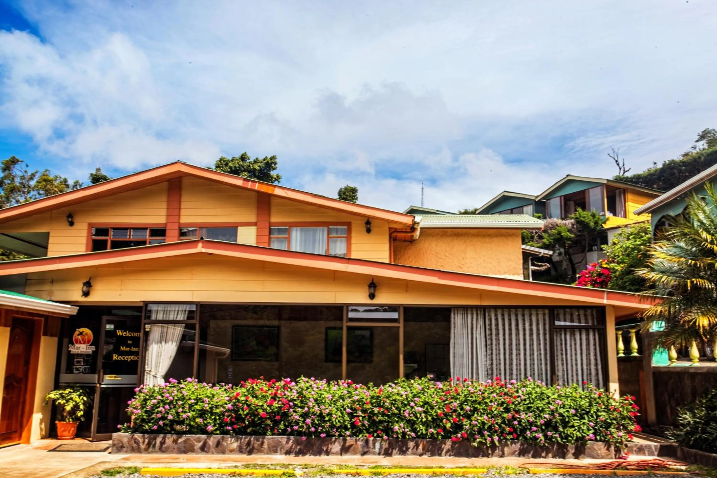 Garden in Mar Inn Costa Rica