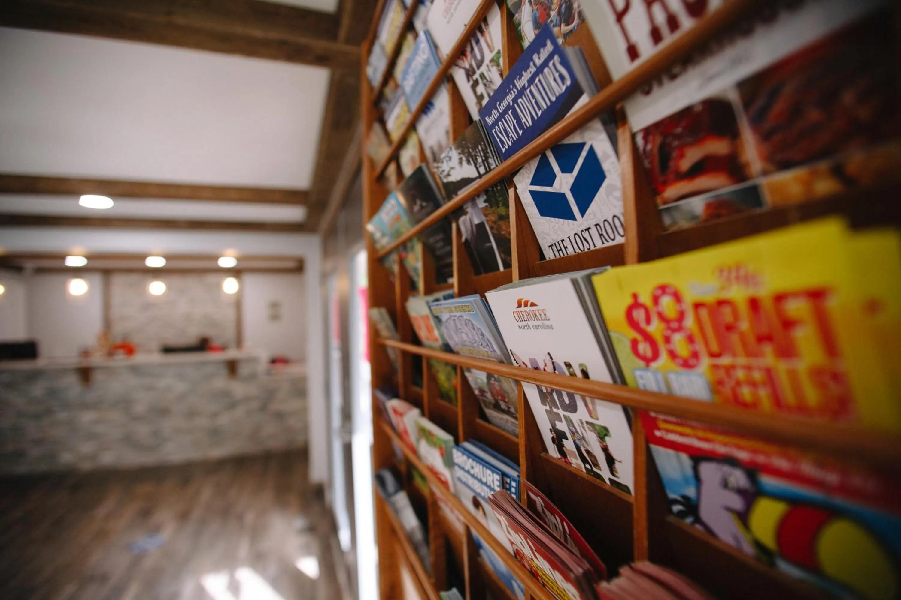 Lobby or reception in Riverbend Motel & Cabins