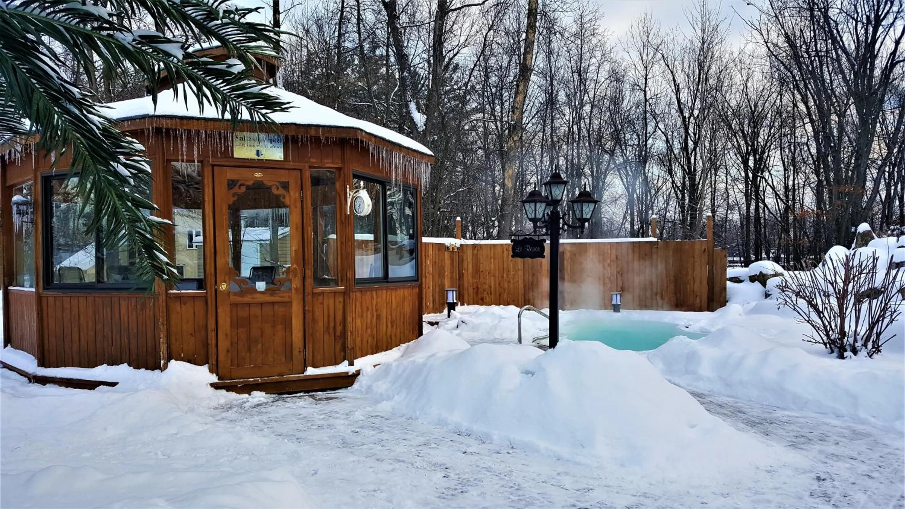 Winter in L'Oasis de l'Île