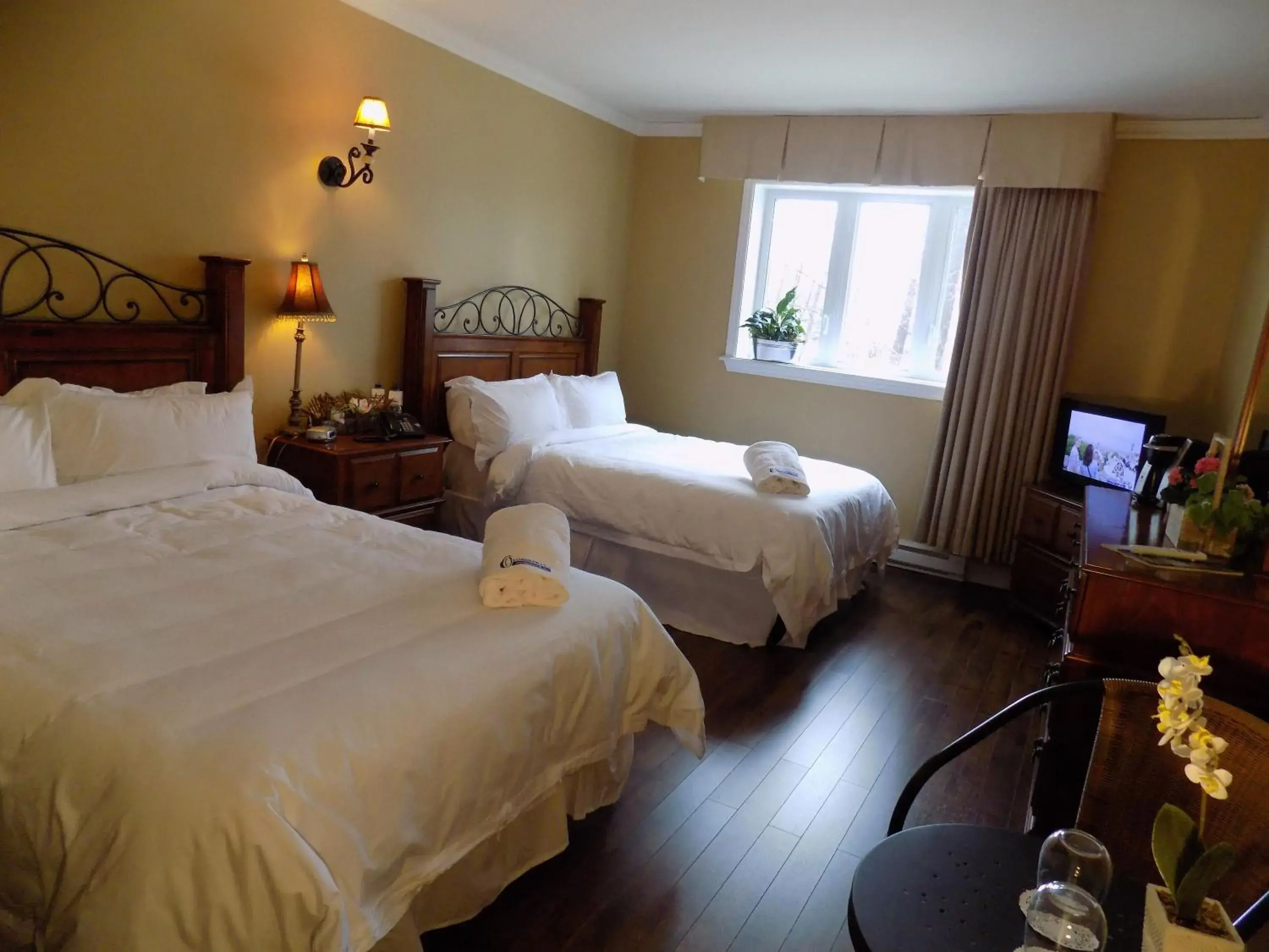 Economy Double Room in L'Oasis de l'Île Economy Double Room in L'Oasis de l'Île