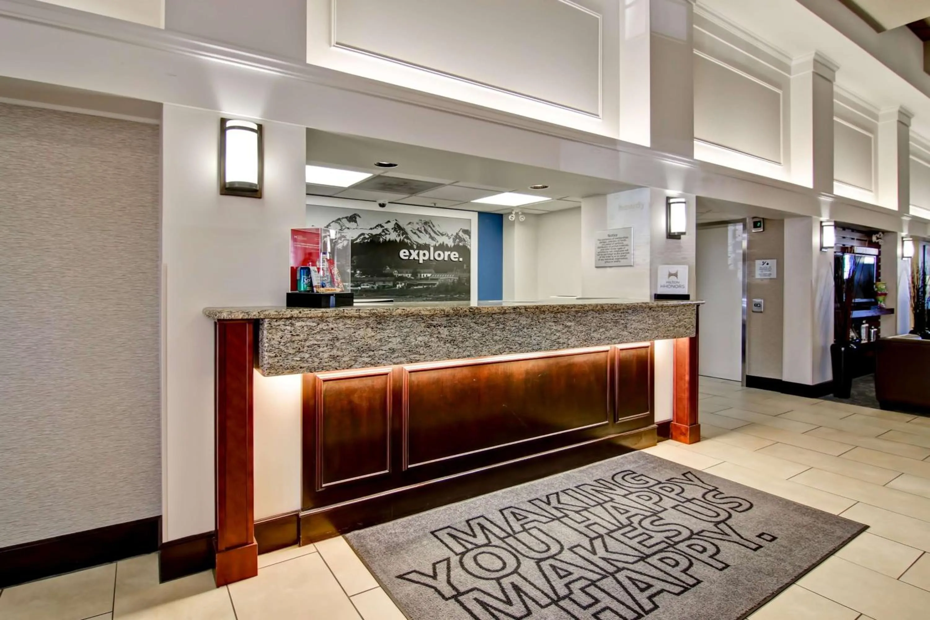 Lobby or reception in Hampton Inn & Suites by Hilton Calgary-Airport