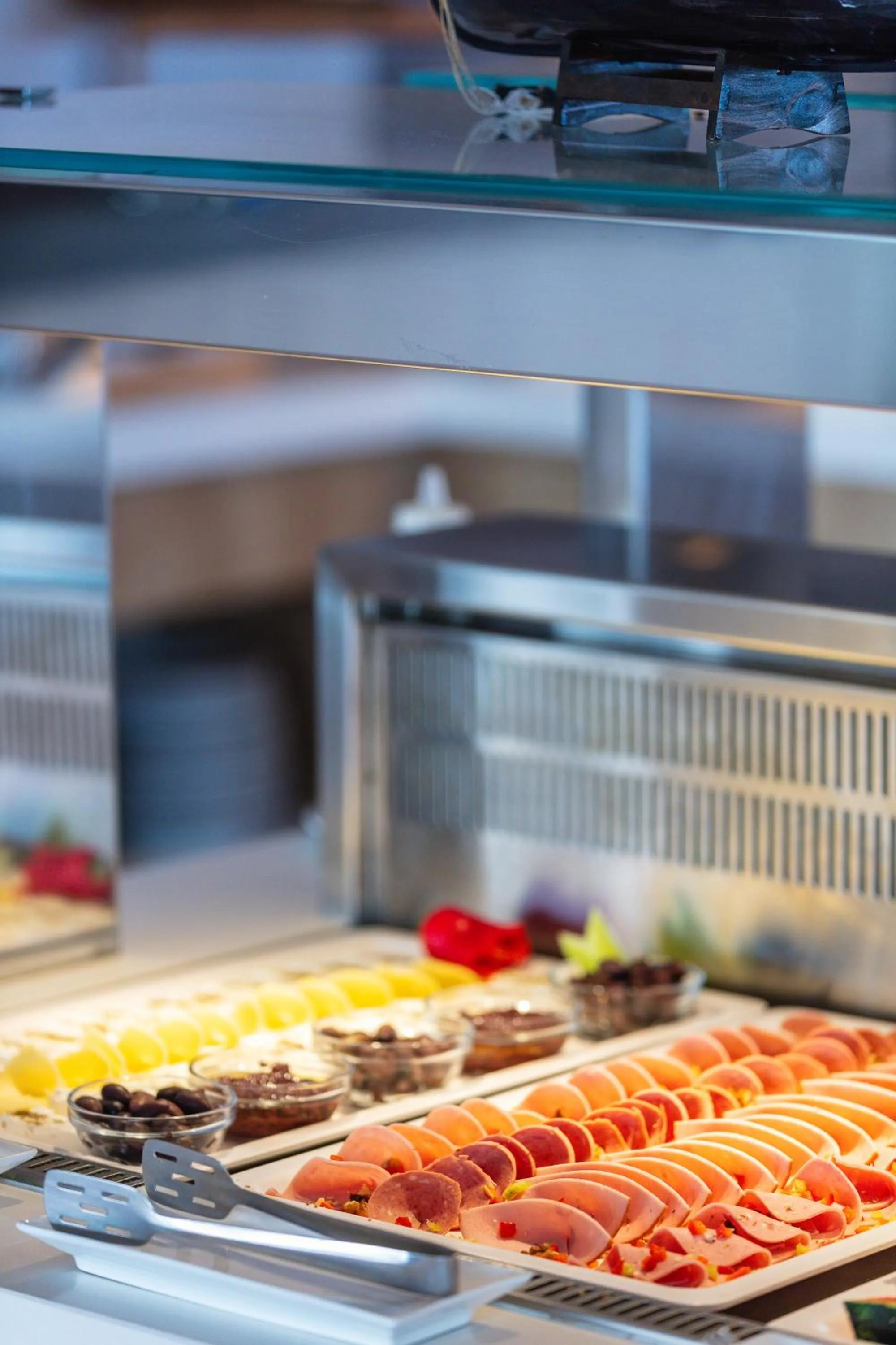 Breakfast in Golden Bay Boutique Hotel & Bungalows