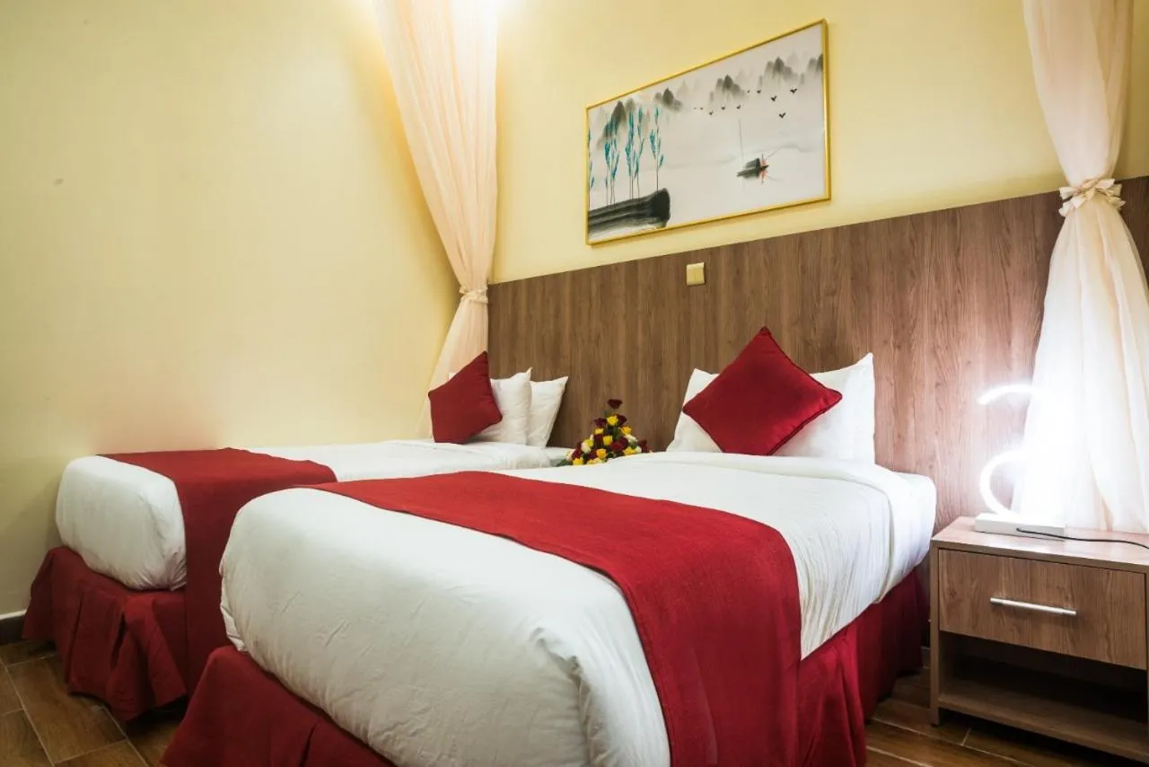 Bed in Verona Hotel and Conference Center