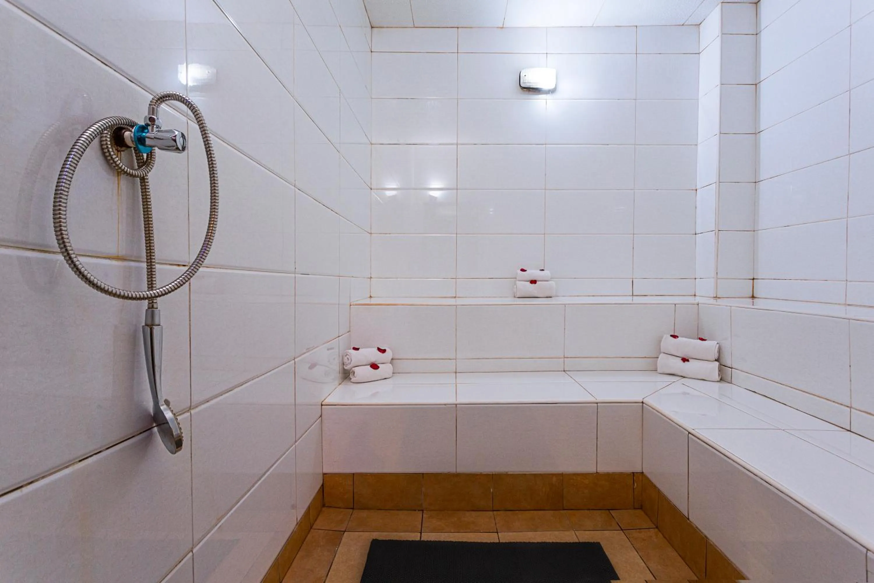 Verona Hotel and Conference Center